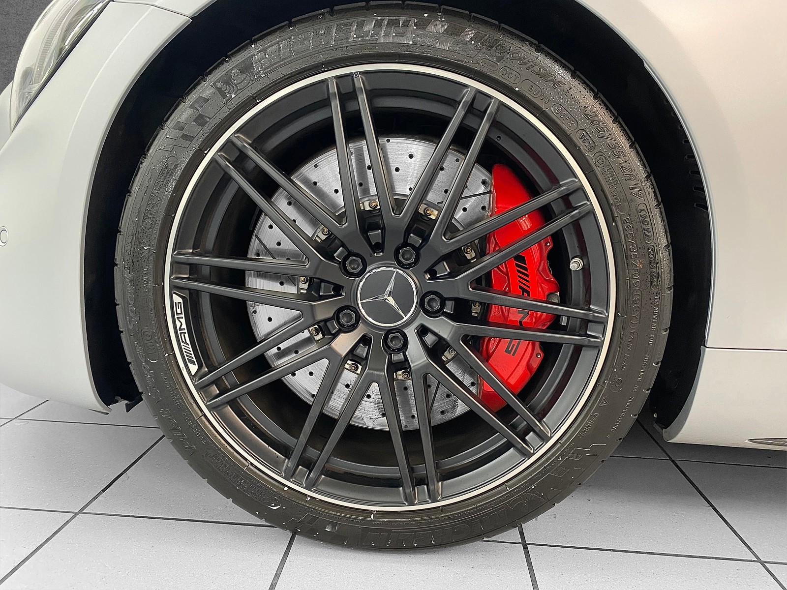 MERCEDES-BENZ AMG GT C Coupé-image-5