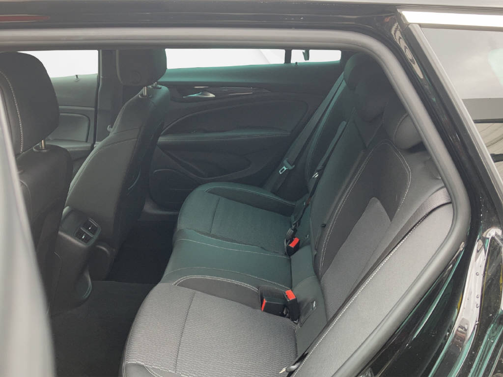 OPEL Insignia Sports Tourer 2.0 T Elegance-image-7