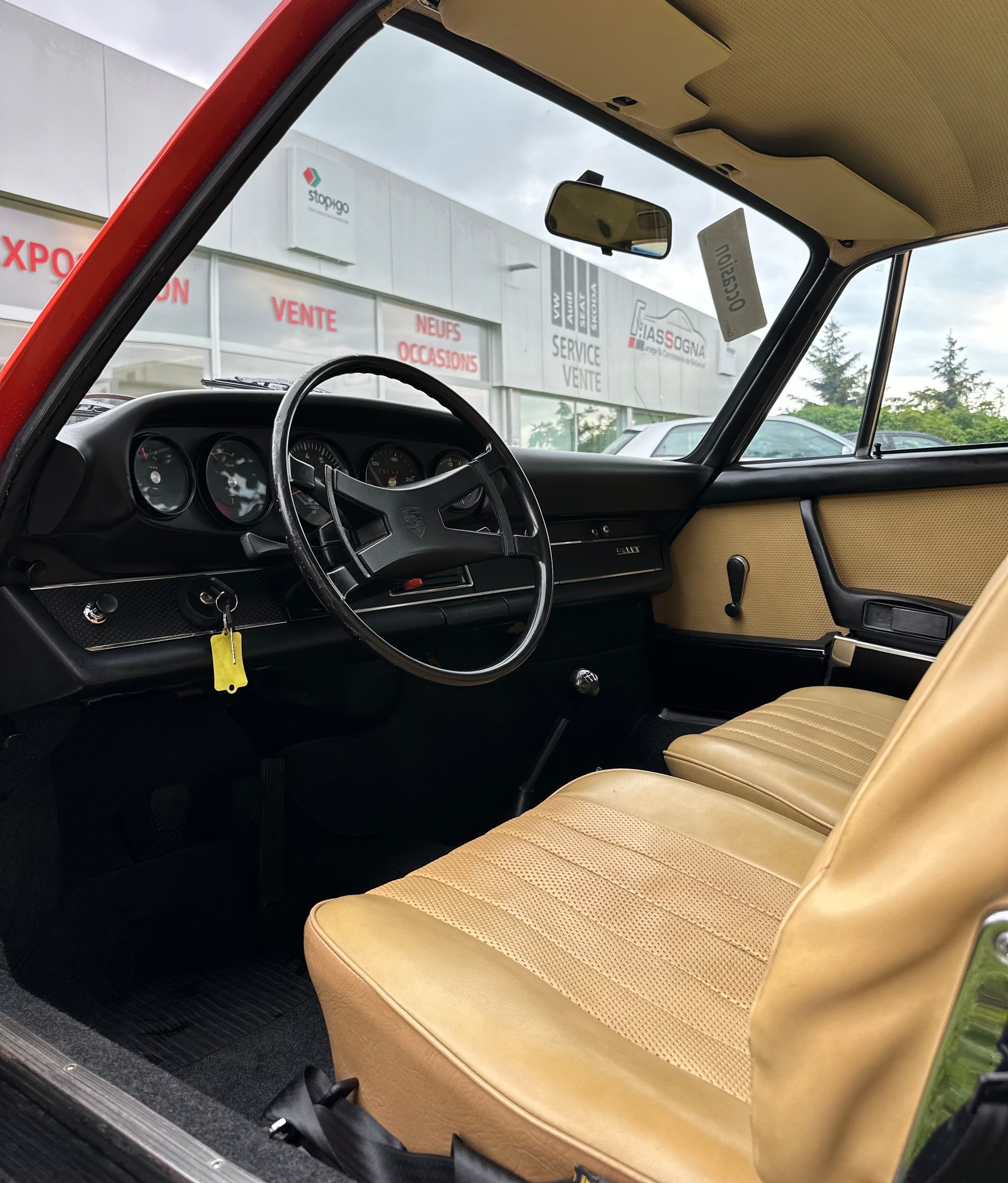 PORSCHE 911-image-6