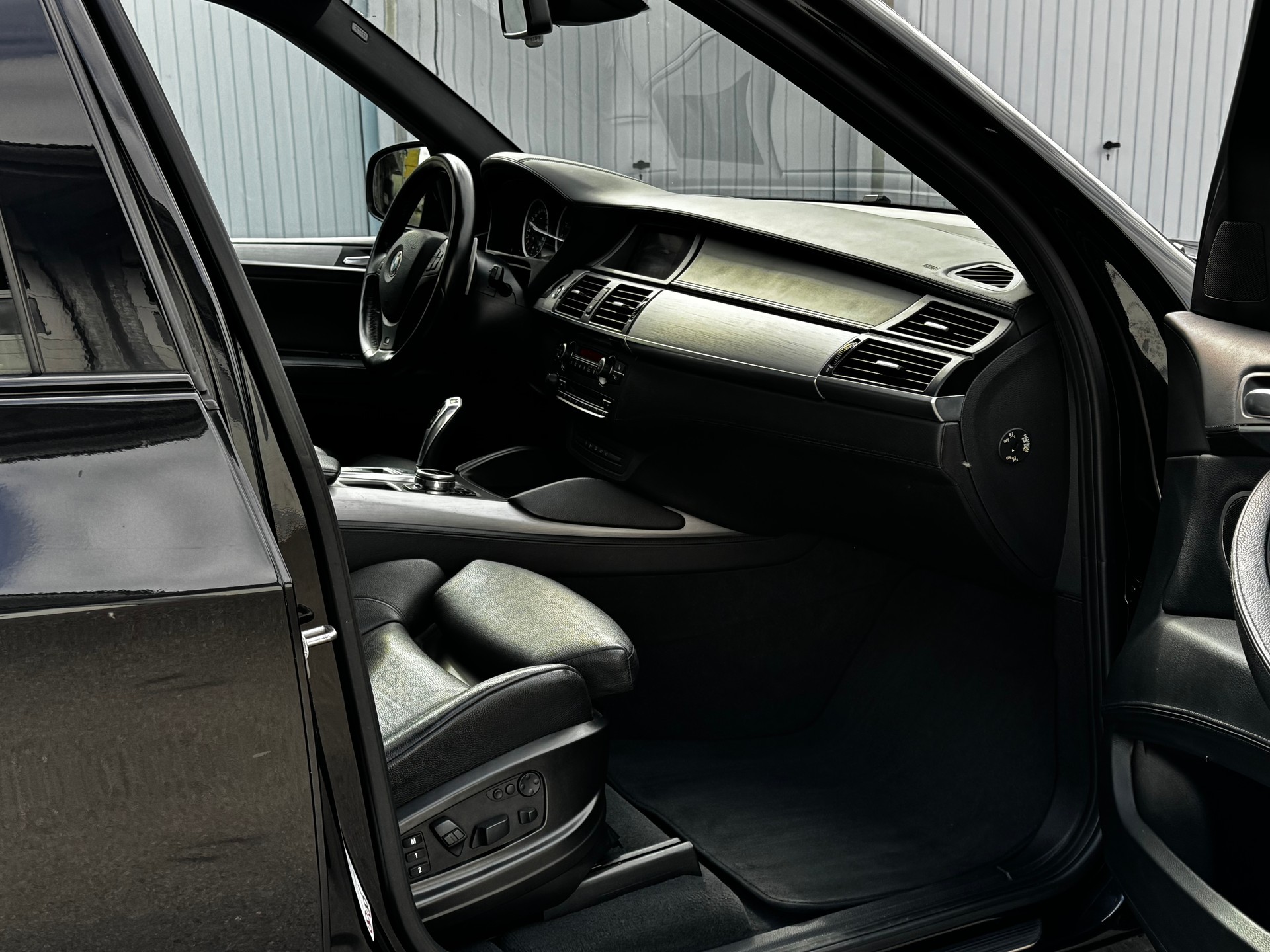 BMW X5 xDrive M Steptronic-image-6