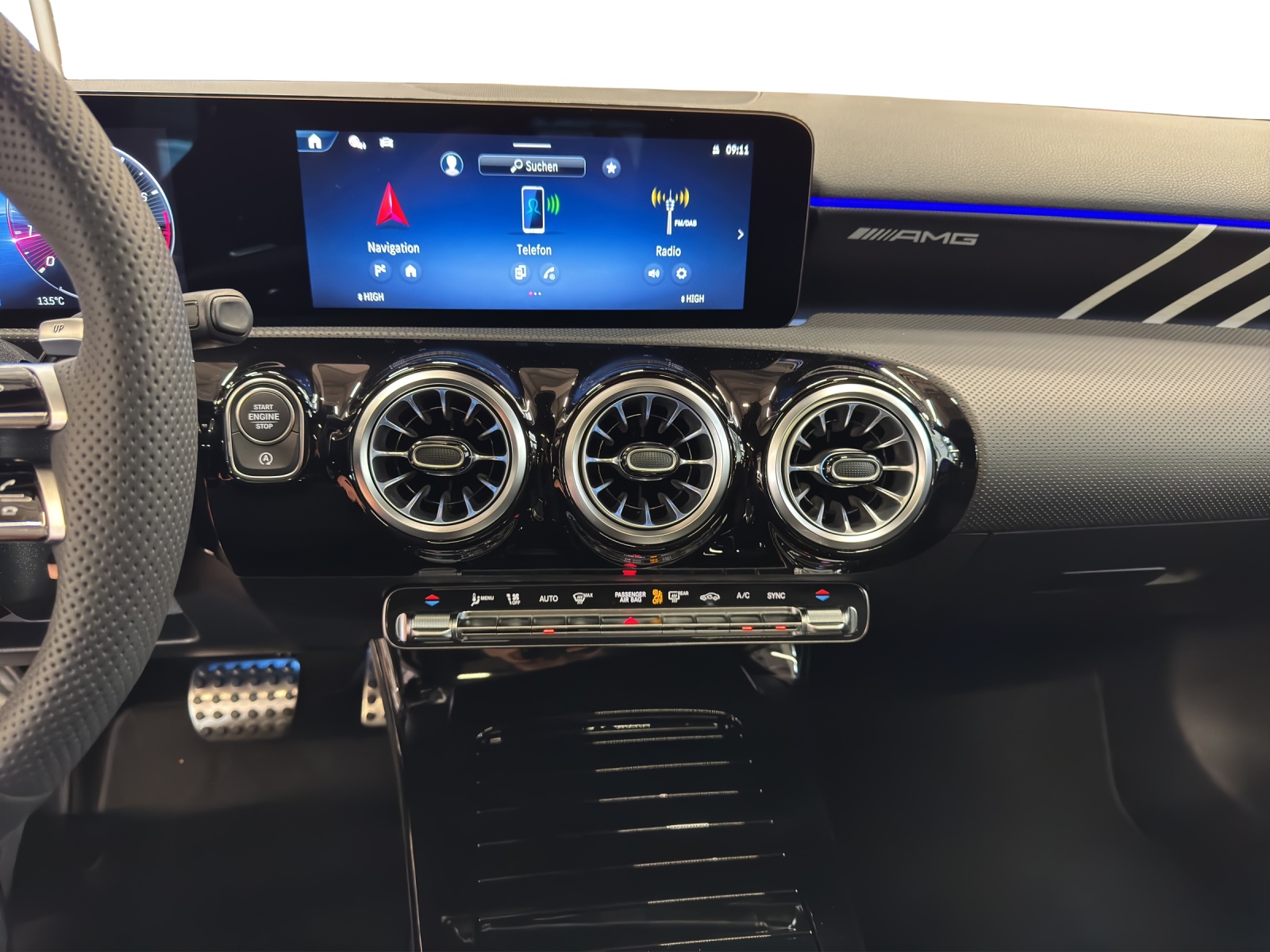 MERCEDES-BENZ A AMG 35 4Matic+ 8G-DCT-image-13