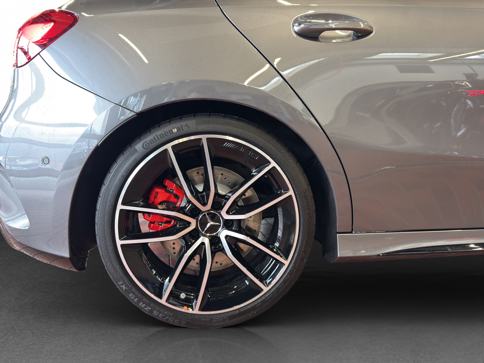 MERCEDES-BENZ A AMG 35 4Matic+ 8G-DCT-image-21