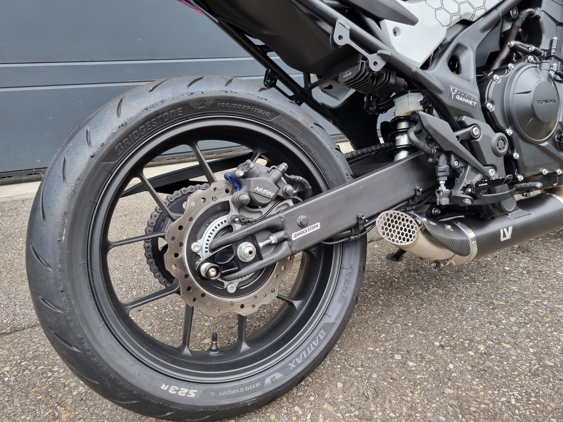 HONDA CB 750 Hornet-image-10