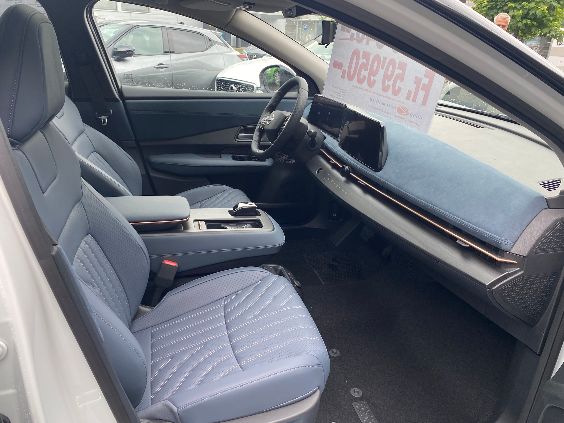 NISSAN Ariya 87 kWh e-4orce Evolve400 Allrad-image-14