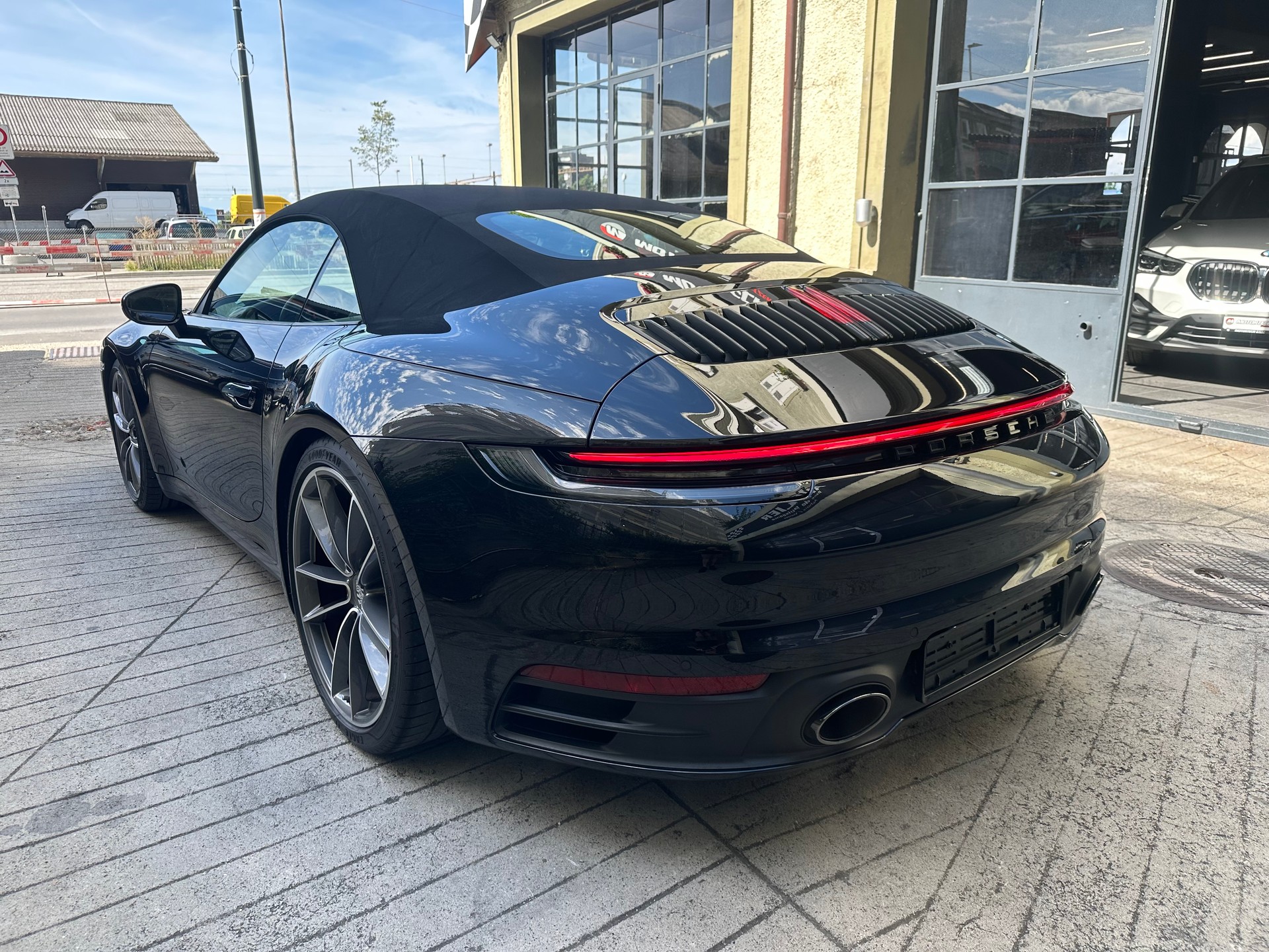 PORSCHE 911 Carrera S Cabriolet PDK-image-6