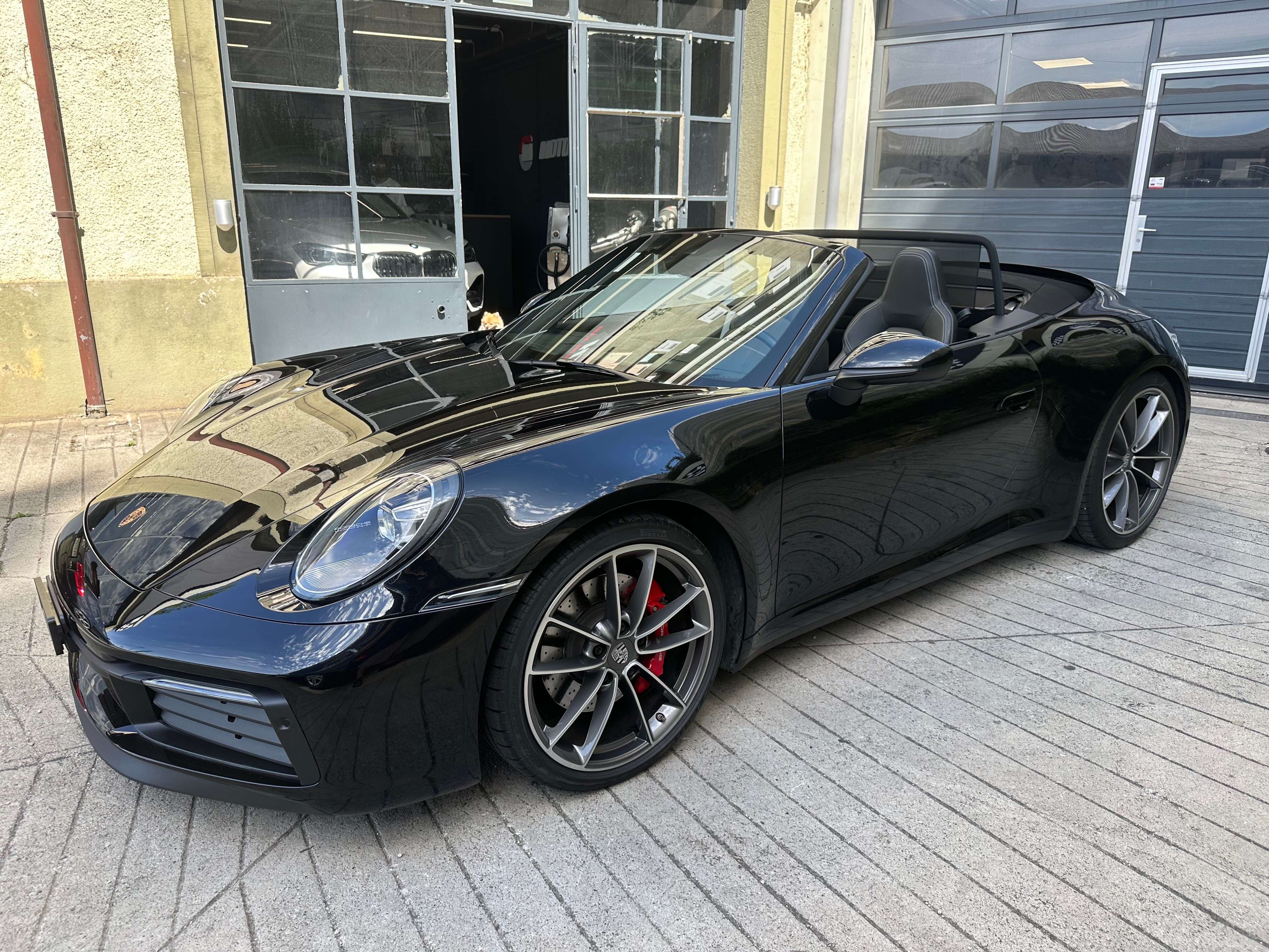 Car photo
