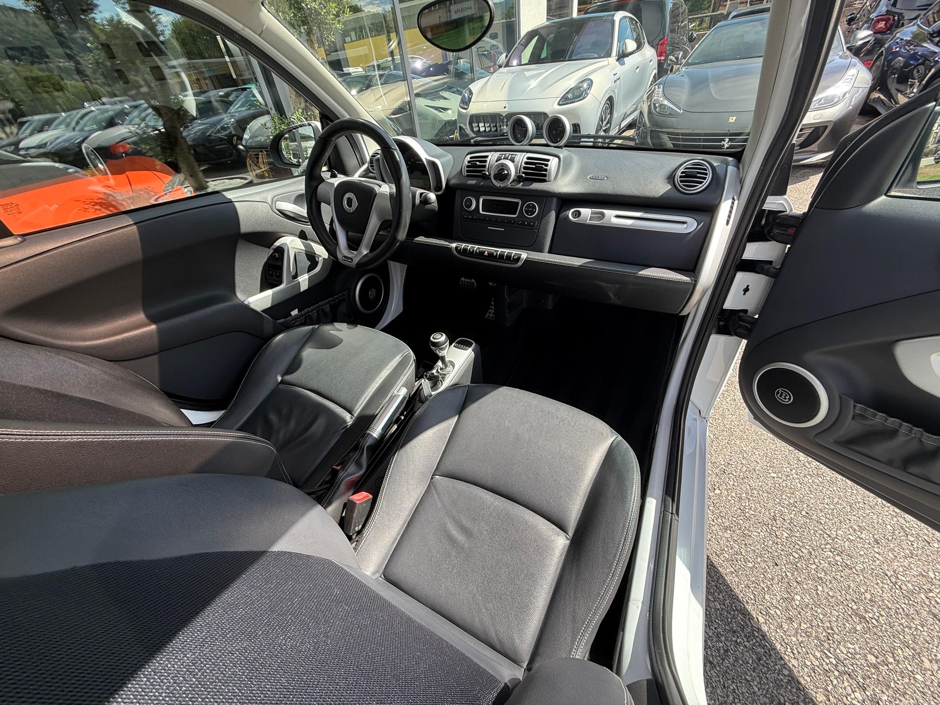 SMART fortwo Brabus Xclusive softouch-image-11