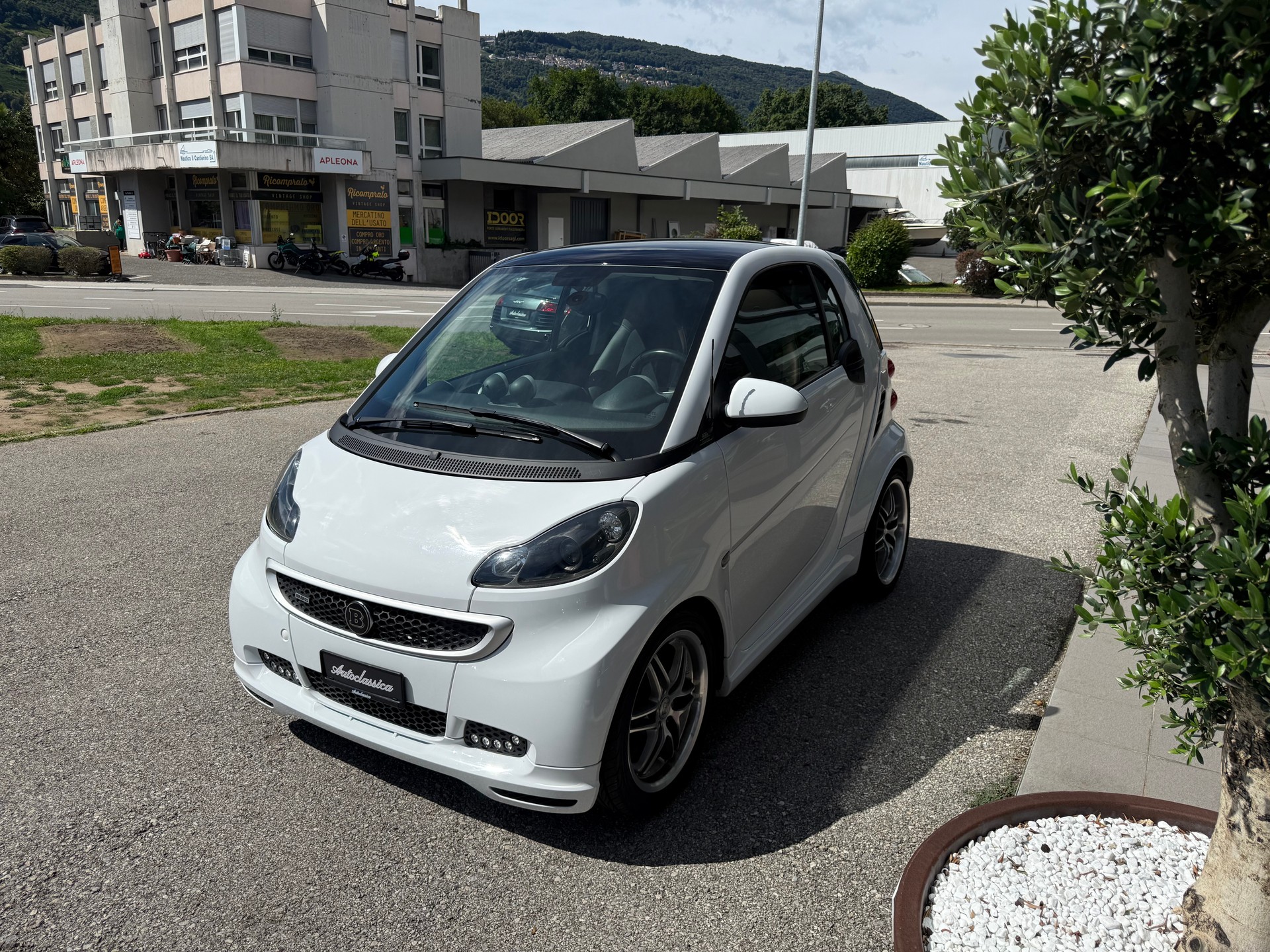 SMART fortwo Brabus Xclusive softouch-image-5
