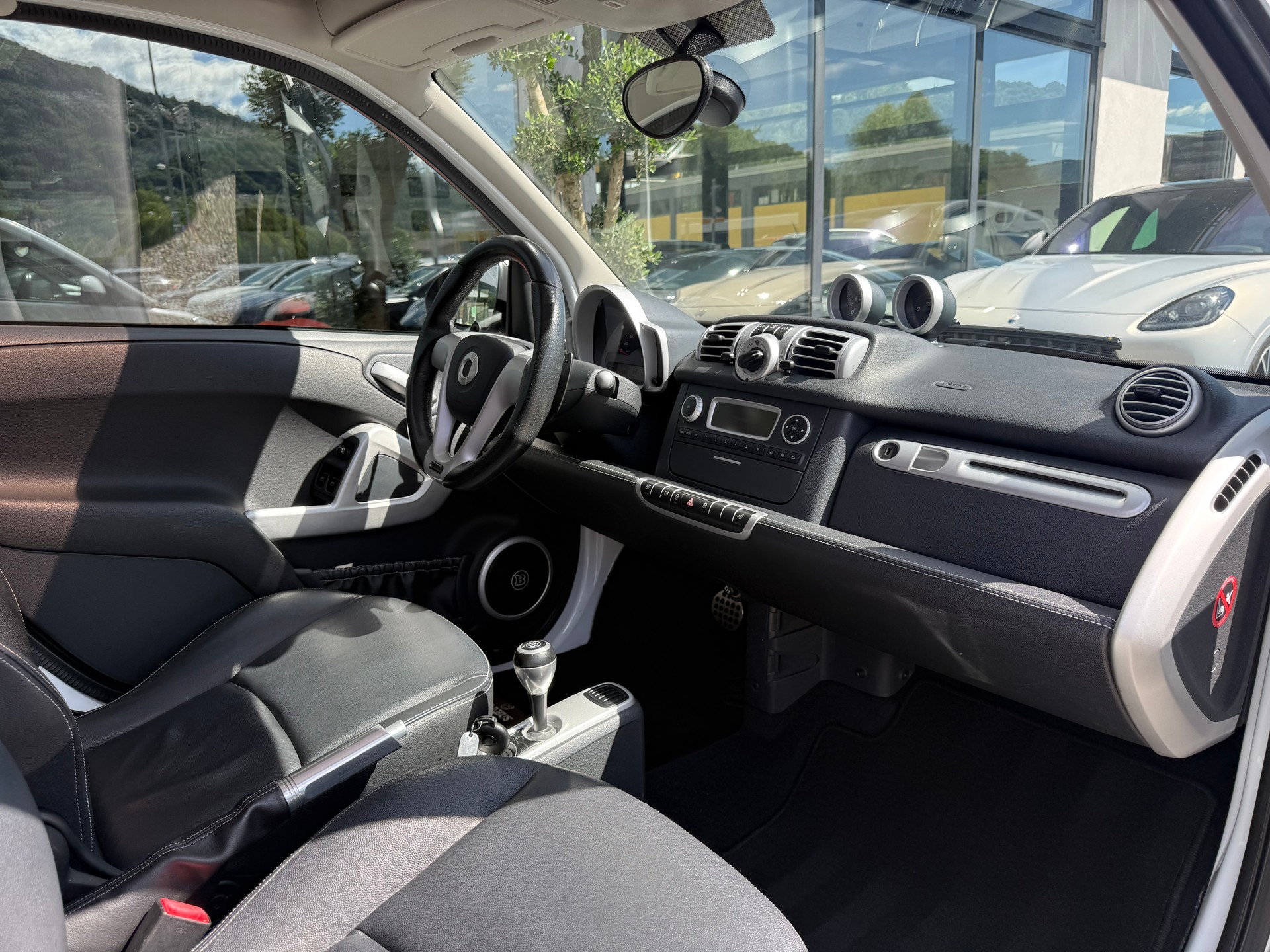 SMART fortwo Brabus Xclusive softouch-image-12