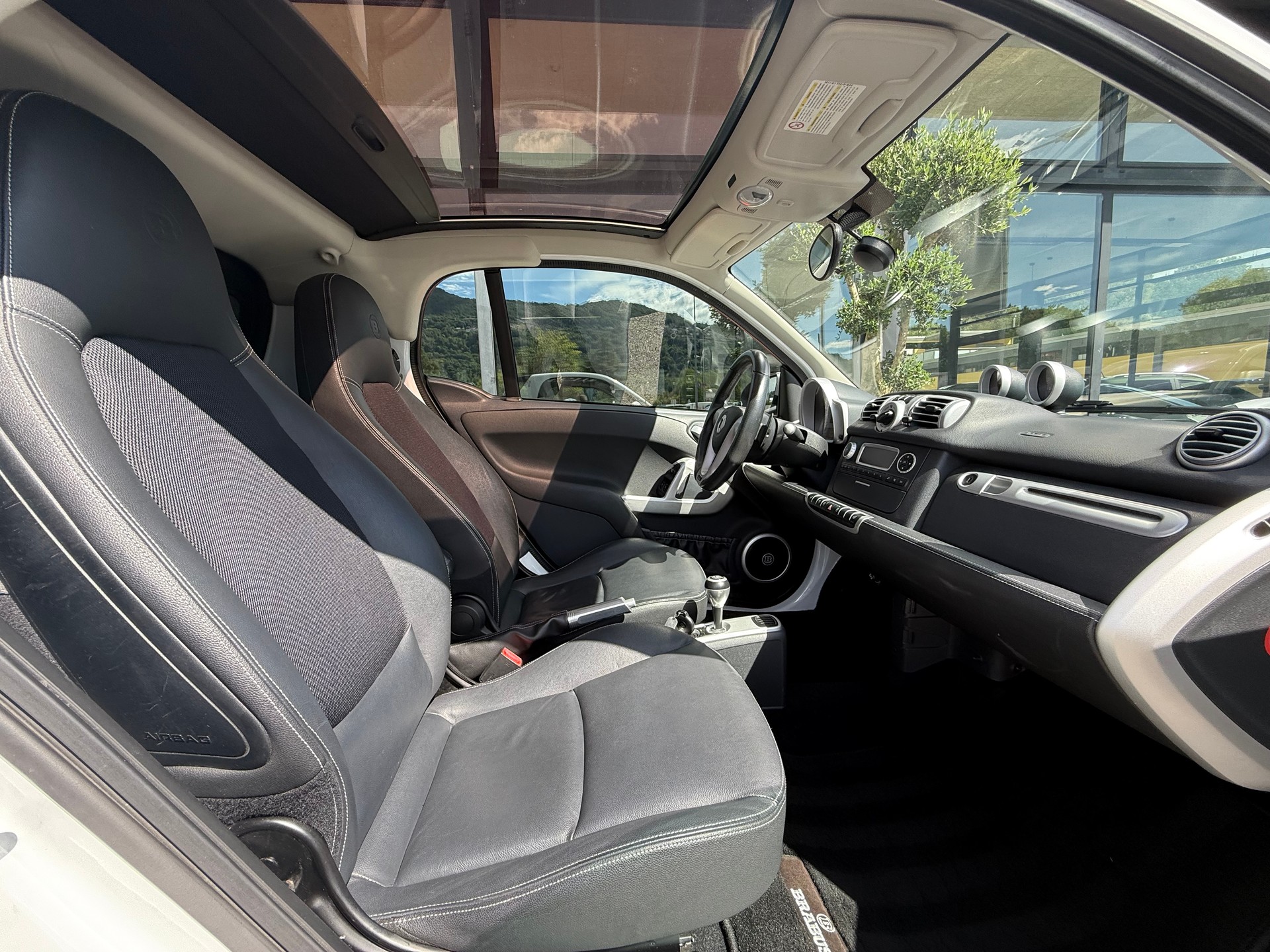 SMART fortwo Brabus Xclusive softouch-image-10
