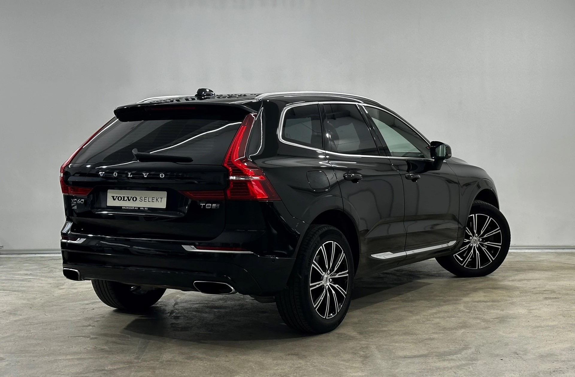 VOLVO XC60 T8 eAWD Inscription Geartronic-image-2