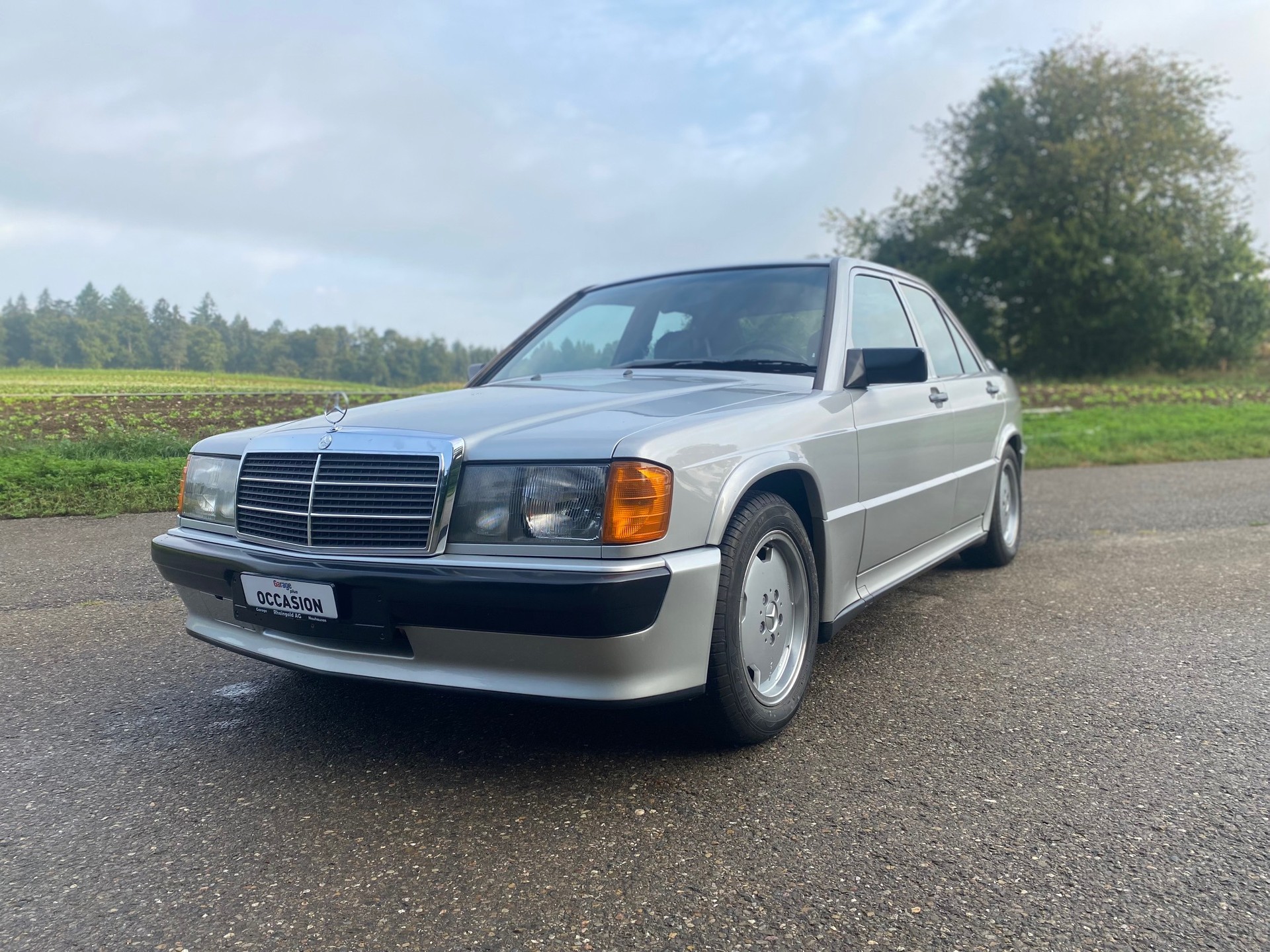 MERCEDES-BENZ 190 E 2.5-16 Automatic