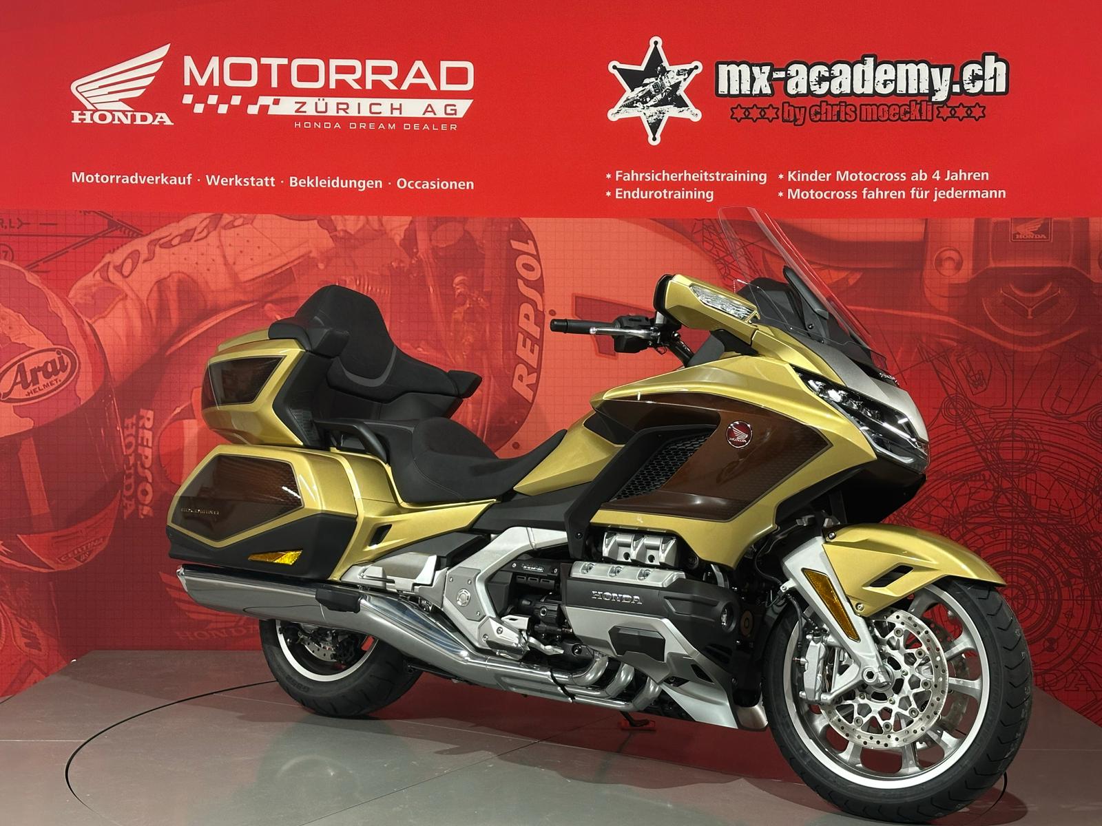 HONDA Gold Wing *Eternal Gold*-image-7