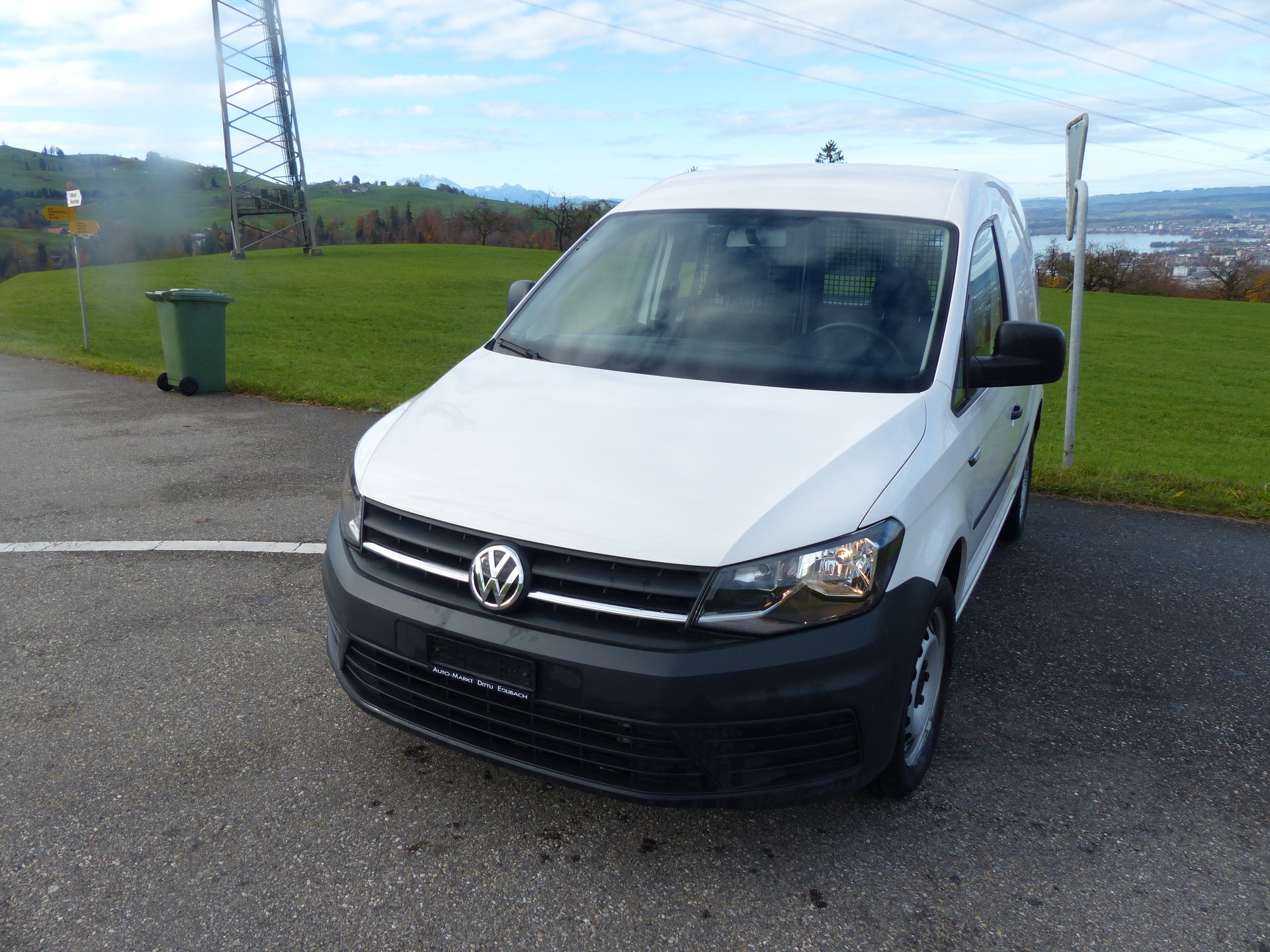VW Caddy 2.0TDI BlueMotion Technology DSG-image-4