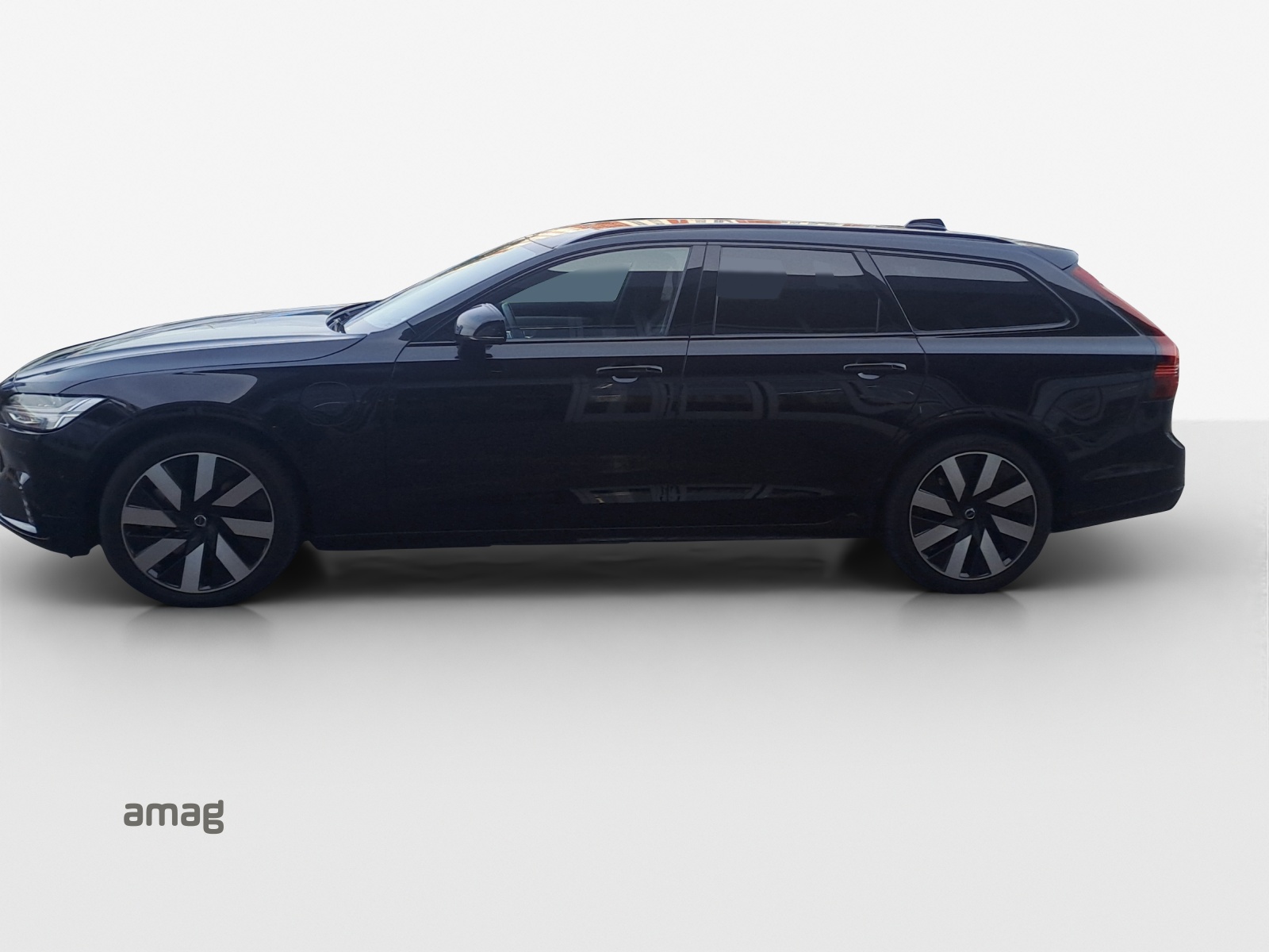 VOLVO V90 T8 eAWD Plug in Hybrid Ultimate Dark Geartronic-image-1