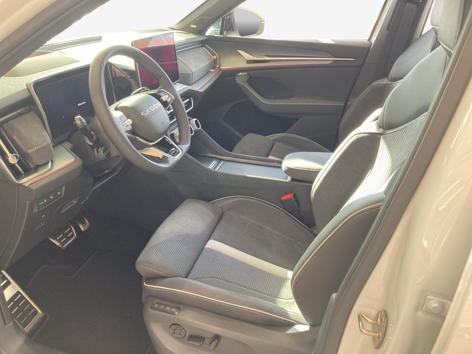 SKODA Kodiaq 1.5 TSI PHEV Sportline-image-4
