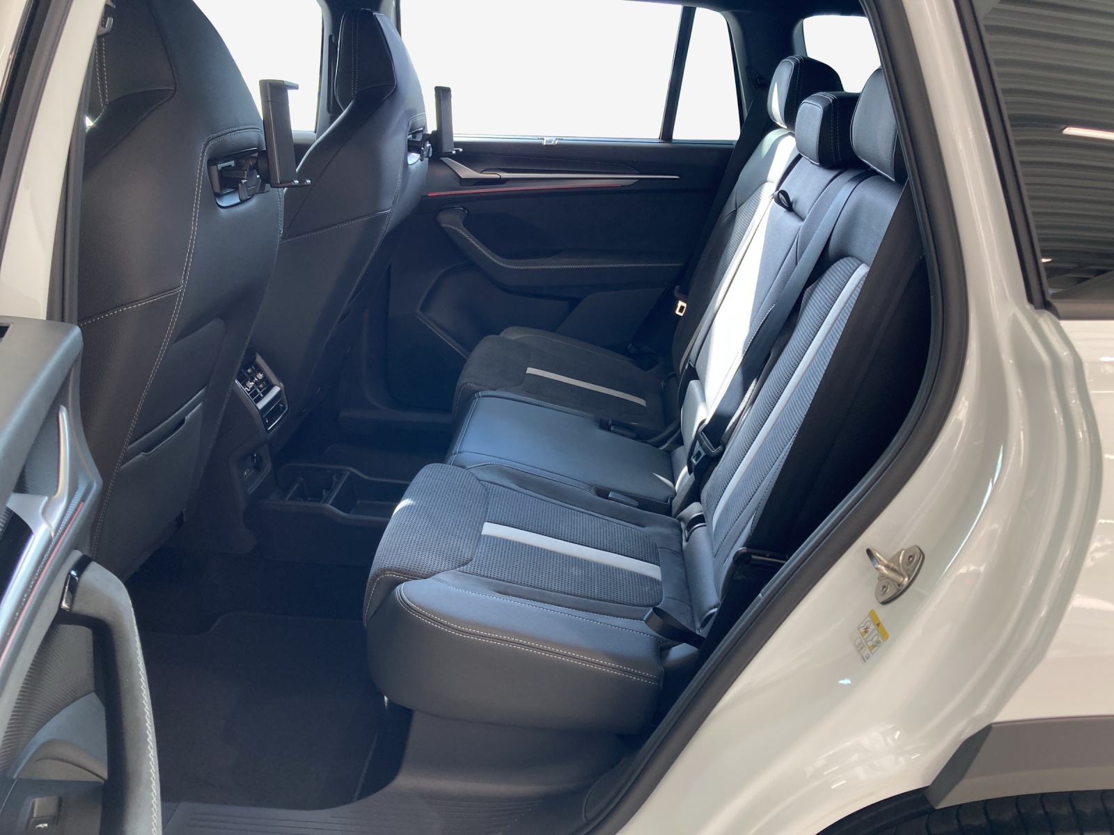SKODA Kodiaq 1.5 TSI PHEV Sportline-image-6