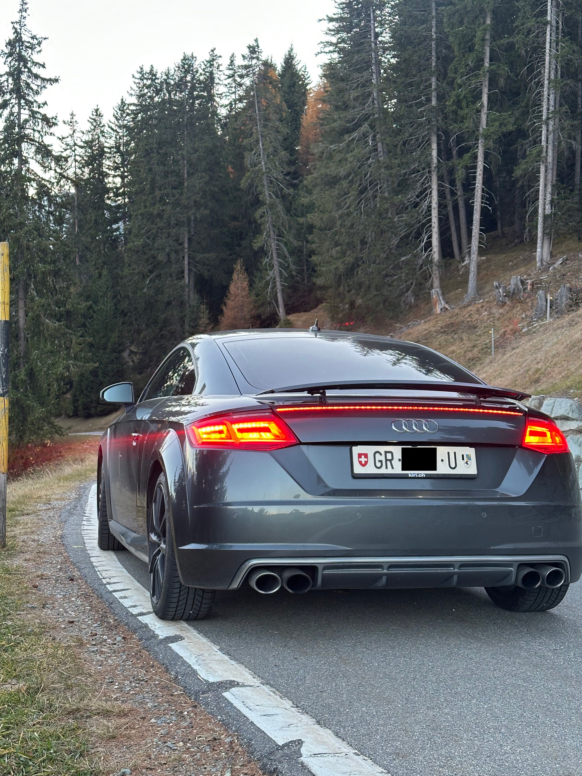 AUDI TTS Coupé 2.0 TFSI quattro S-tronic-image-3
