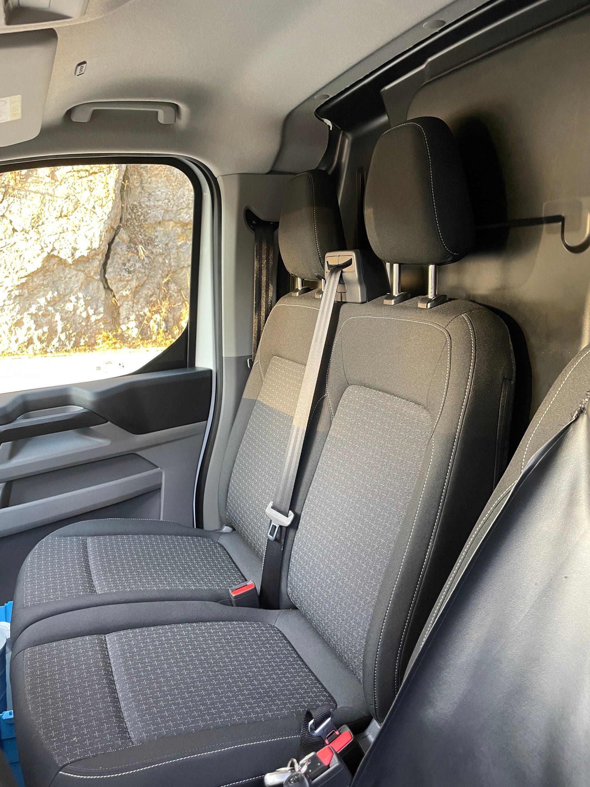 FORD TRANSIT CUSTOM-image-13