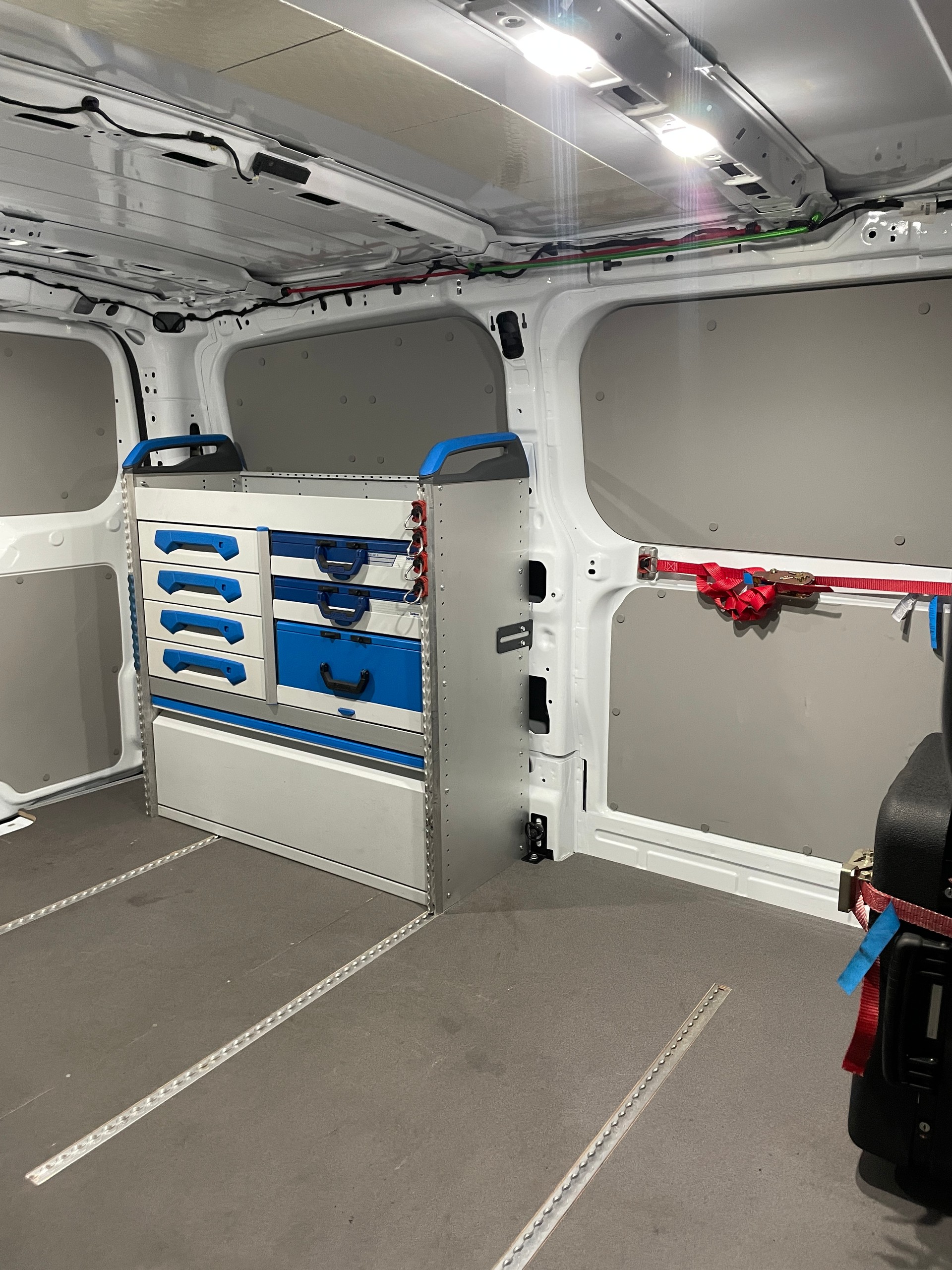 FORD TRANSIT CUSTOM-image-5