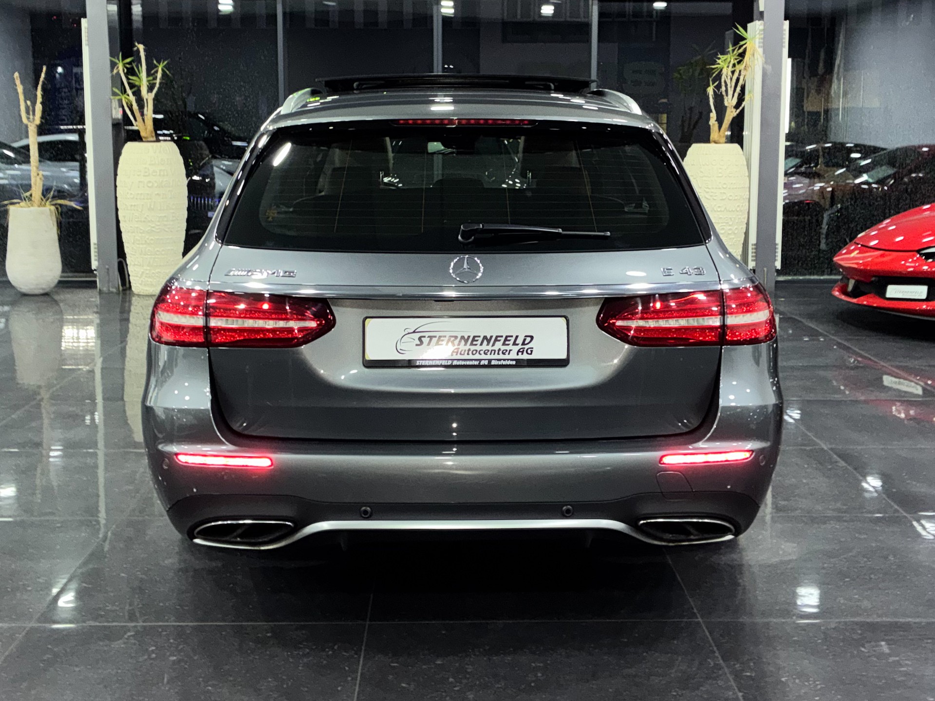 MERCEDES-BENZ E 43 AMG 4 Matic 9G-Tronic-image-6