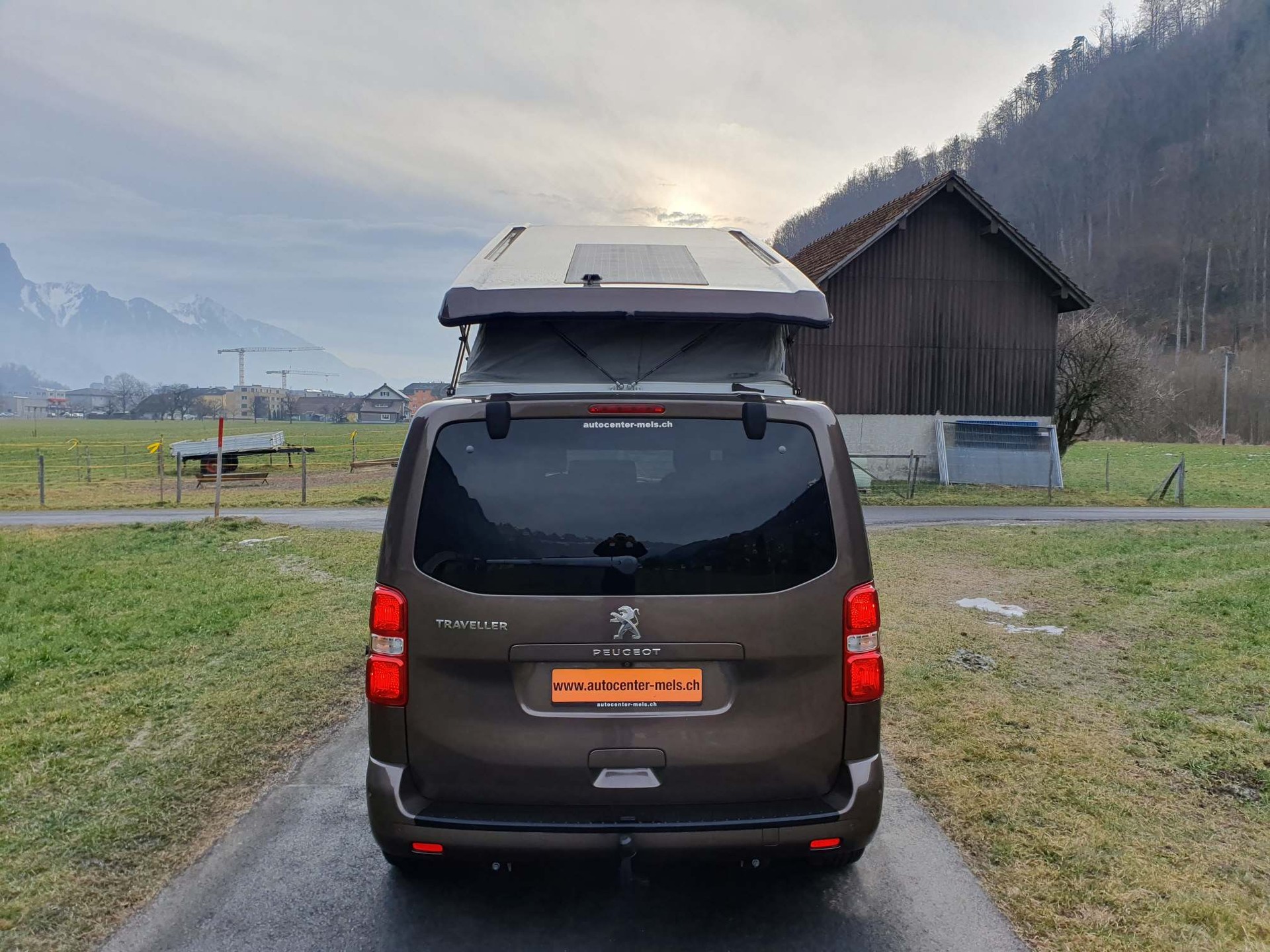 PEUGEOT Boxer Bravia Swan 495 140 PS EAT-image-5