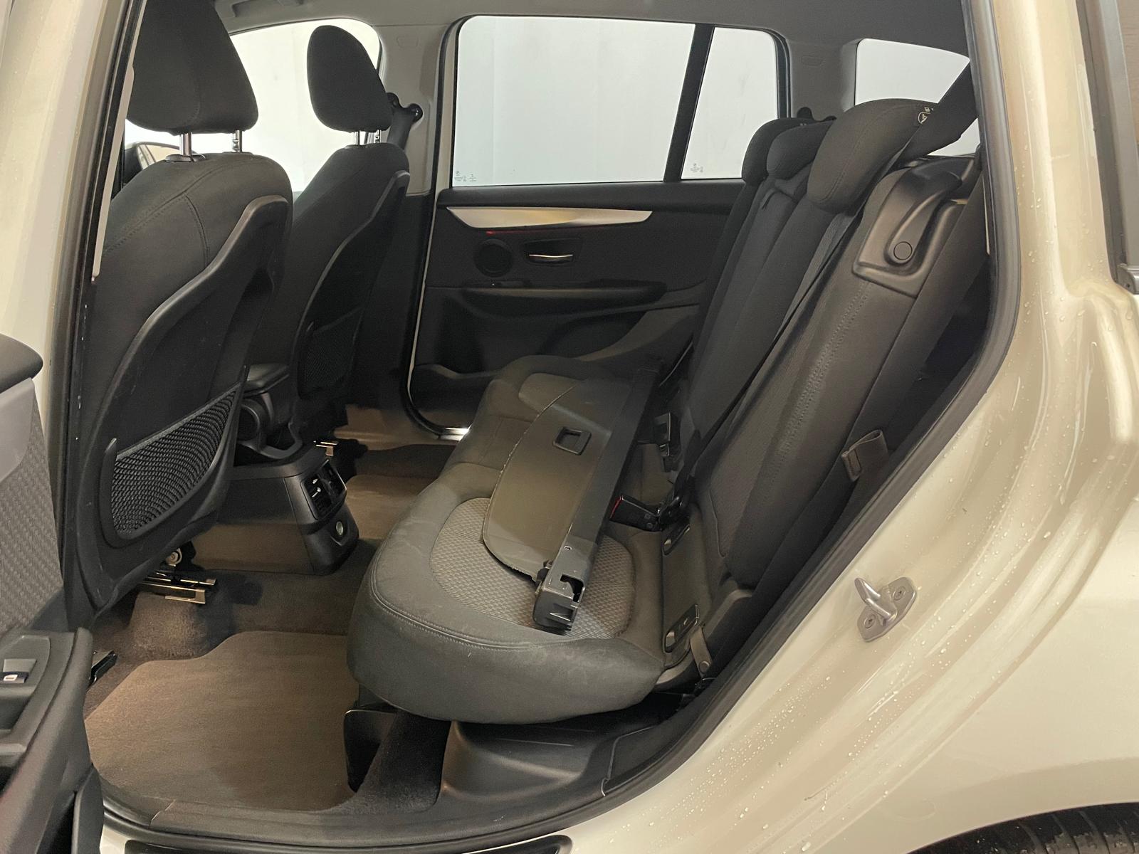 BMW 218d xDrive Gran Tourer 7 Plätzer CH FAHRZEUG-image-16