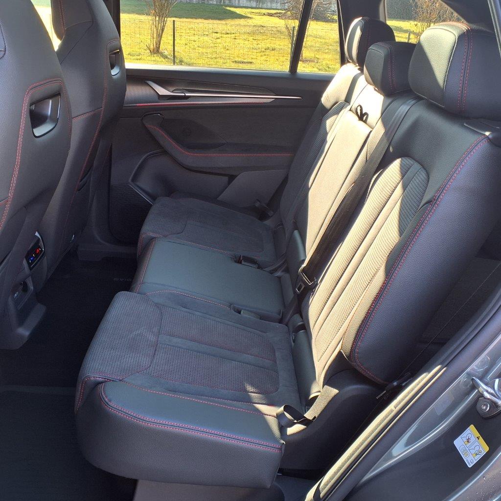 SKODA Kodiaq 2.0 TSI RS 4x4 DSG-image-13