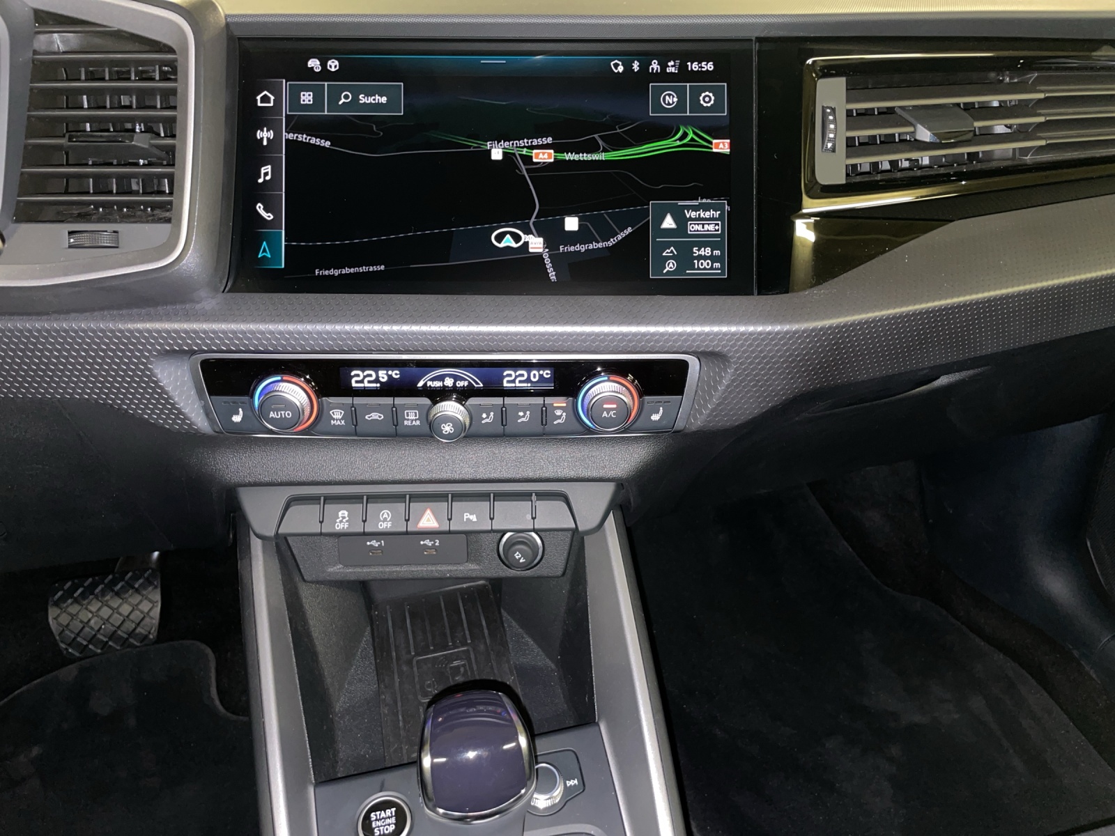 AUDI A1 allstreet 30 TFSI S-tronic-image-10