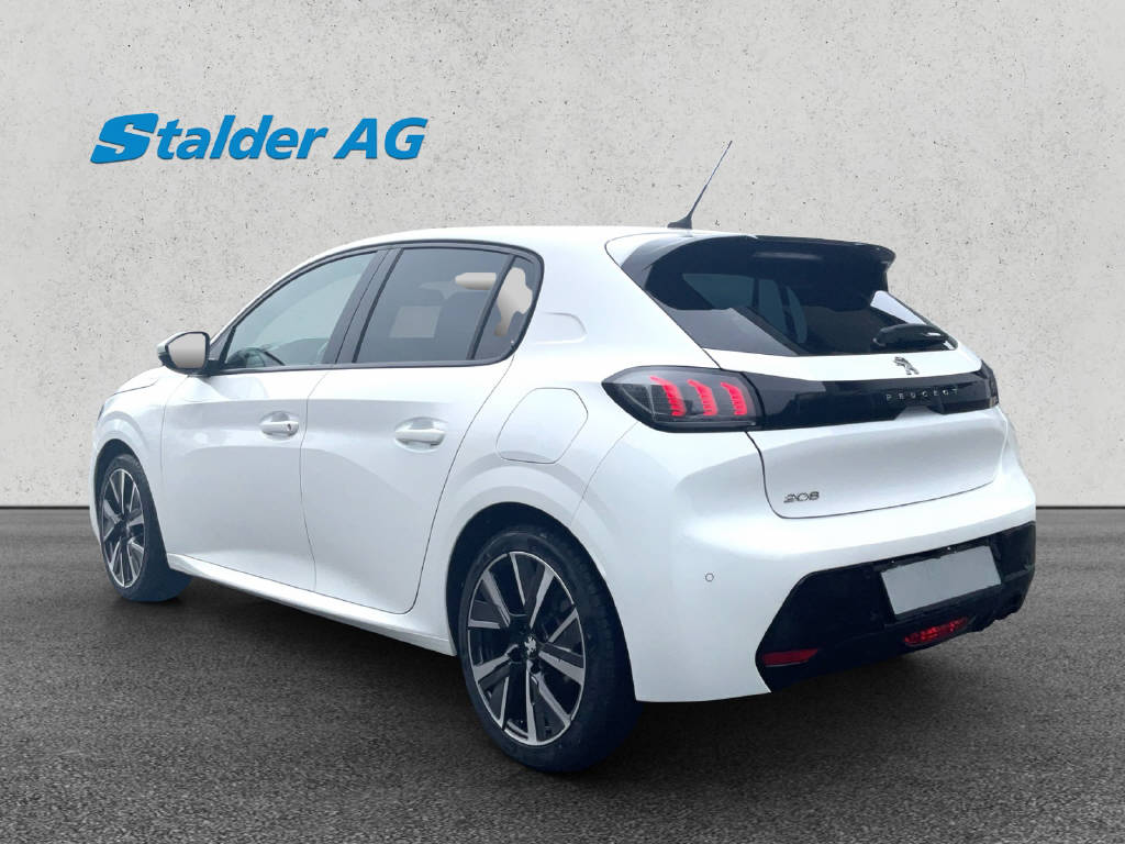 PEUGEOT 208 1.2 PureTech 100 Allure-image-3