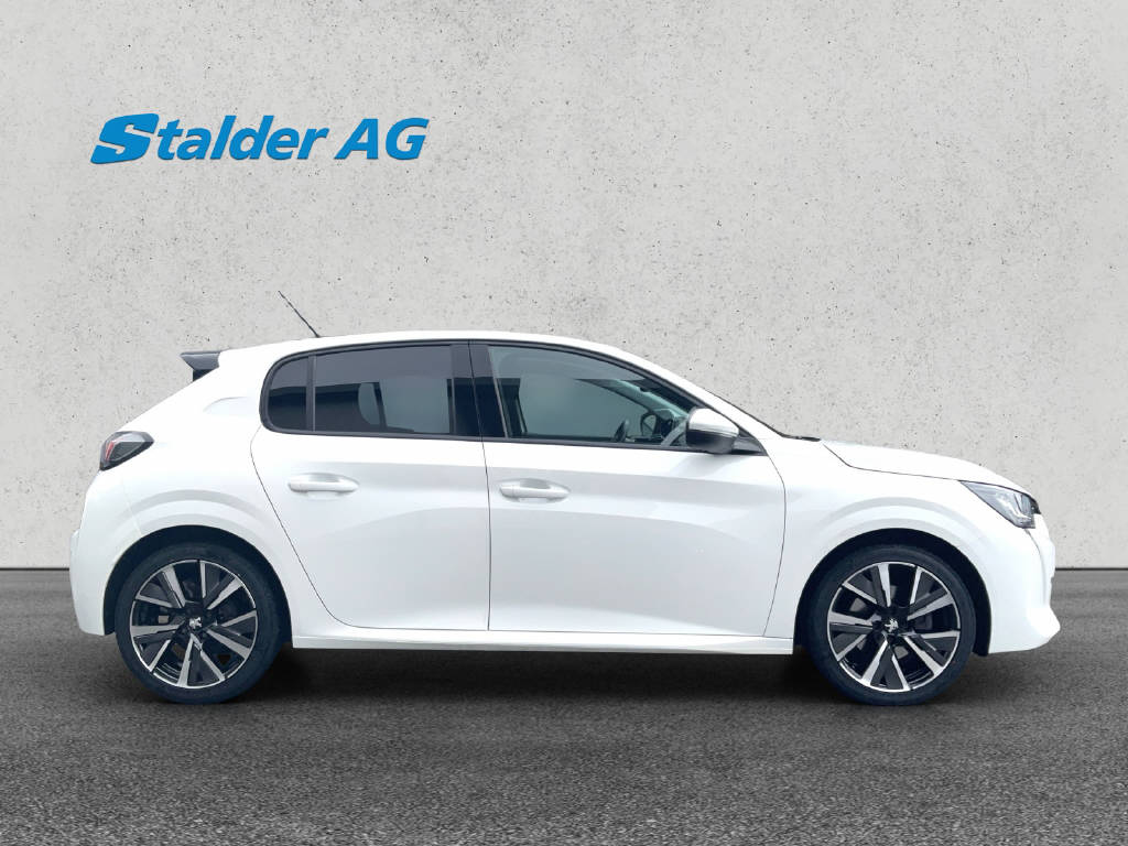 PEUGEOT 208 1.2 PureTech 100 Allure-image-6