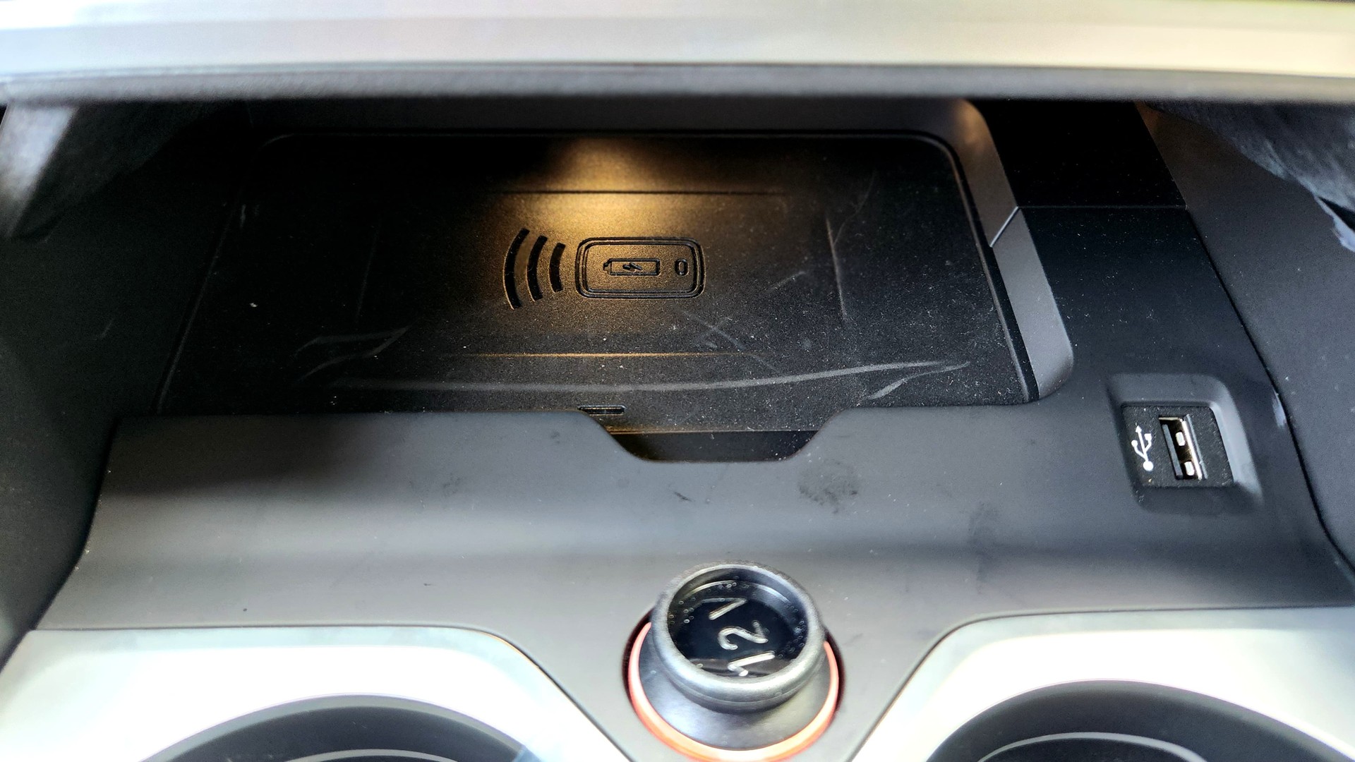 BMW X5 xDrive 48V 40i Steptronic-image-15