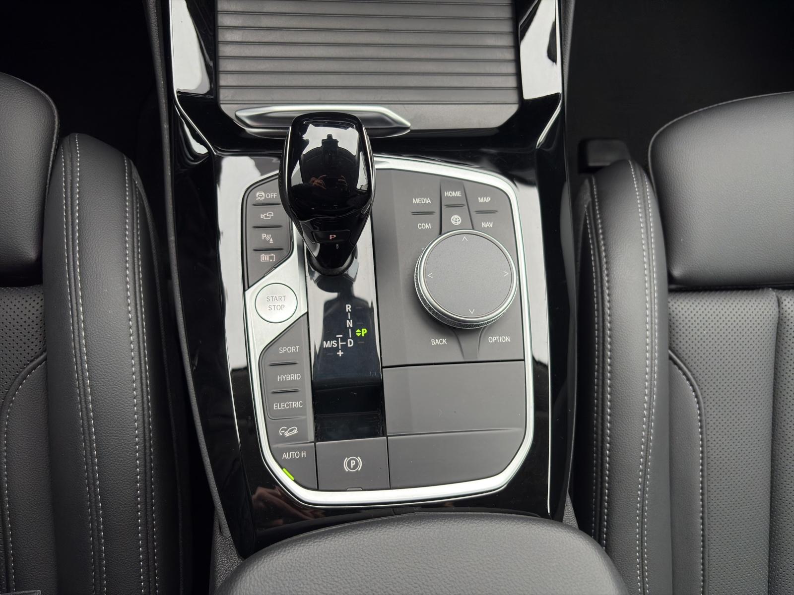 BMW X3 30e xDrive SAG-image-18