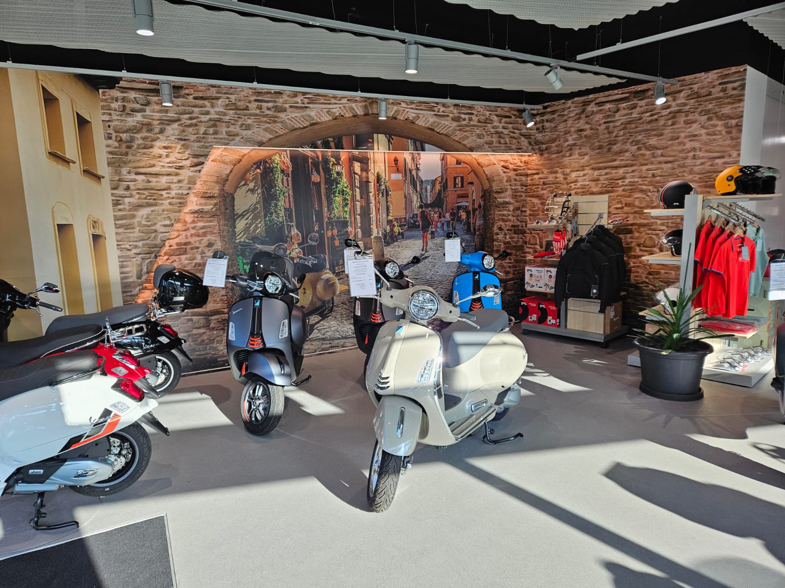 YAMAHA Tracer 9 GT+ Y-AMT-image-11