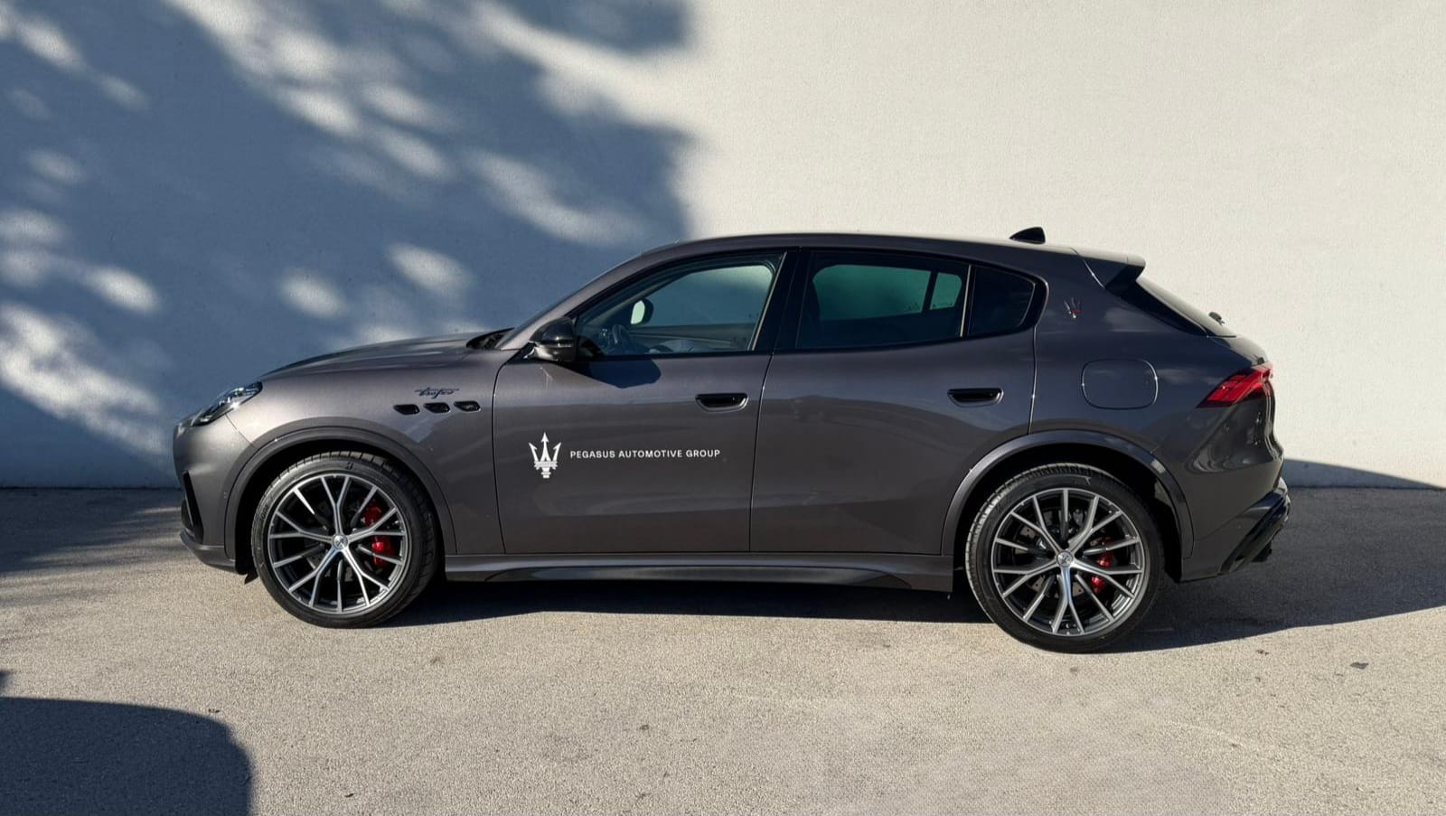 MASERATI Grecale 3.0 Trofeo Automatica-image-2