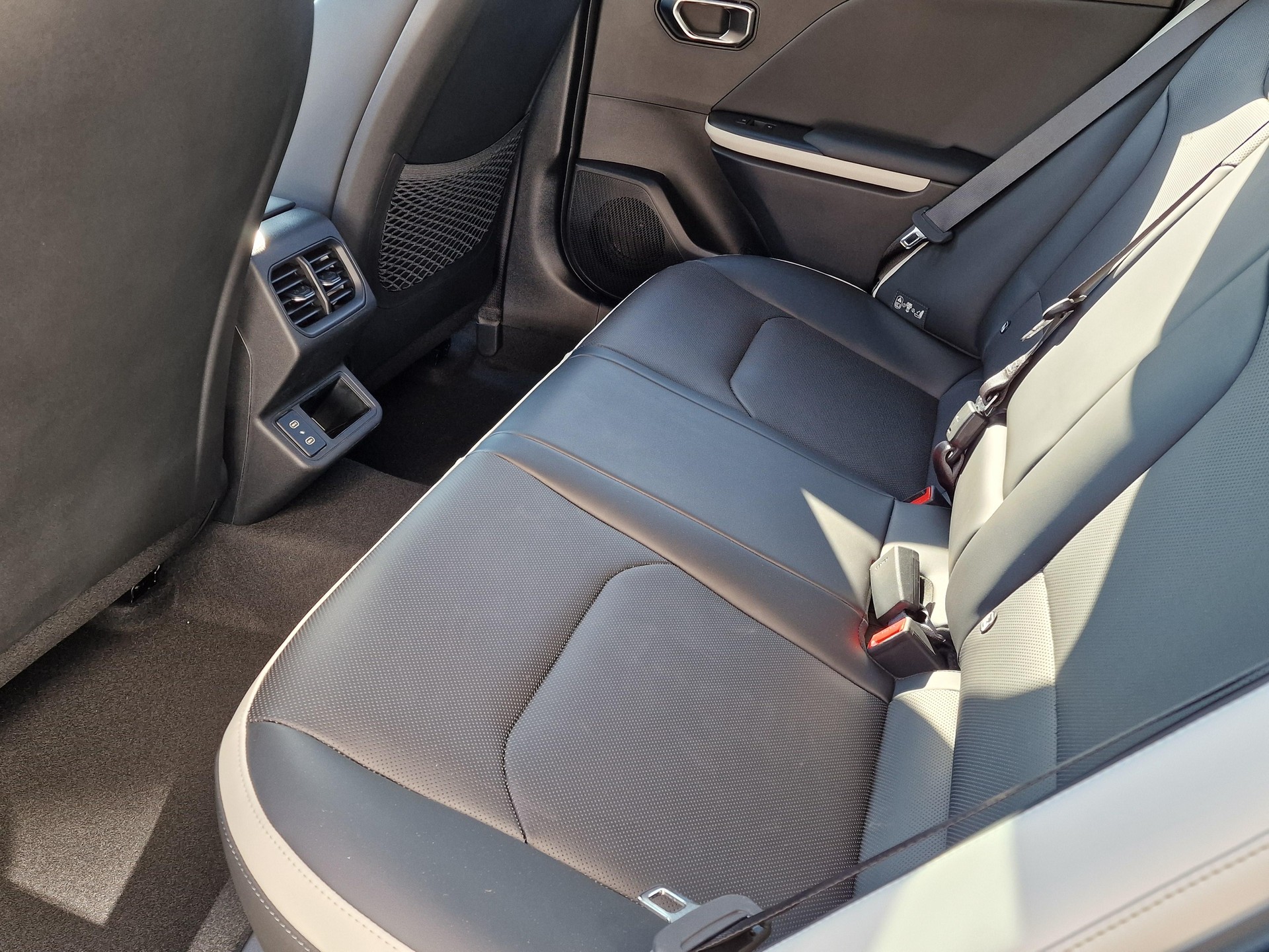 KIA K4 1.6 T-GDi GT-Line-image-5