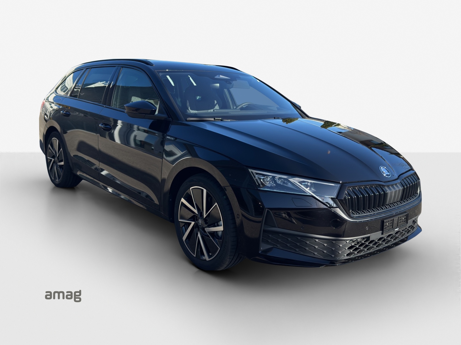 SKODA Octavia Combi 2.0 TSI DSG Sport Line 4x4-image-5