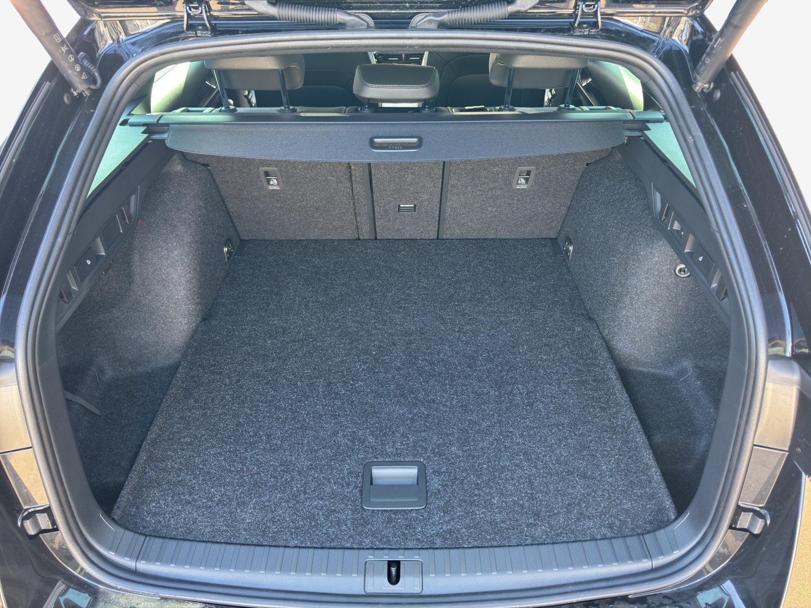 SKODA Octavia Combi 2.0 TSI DSG Sport Line 4x4-image-12