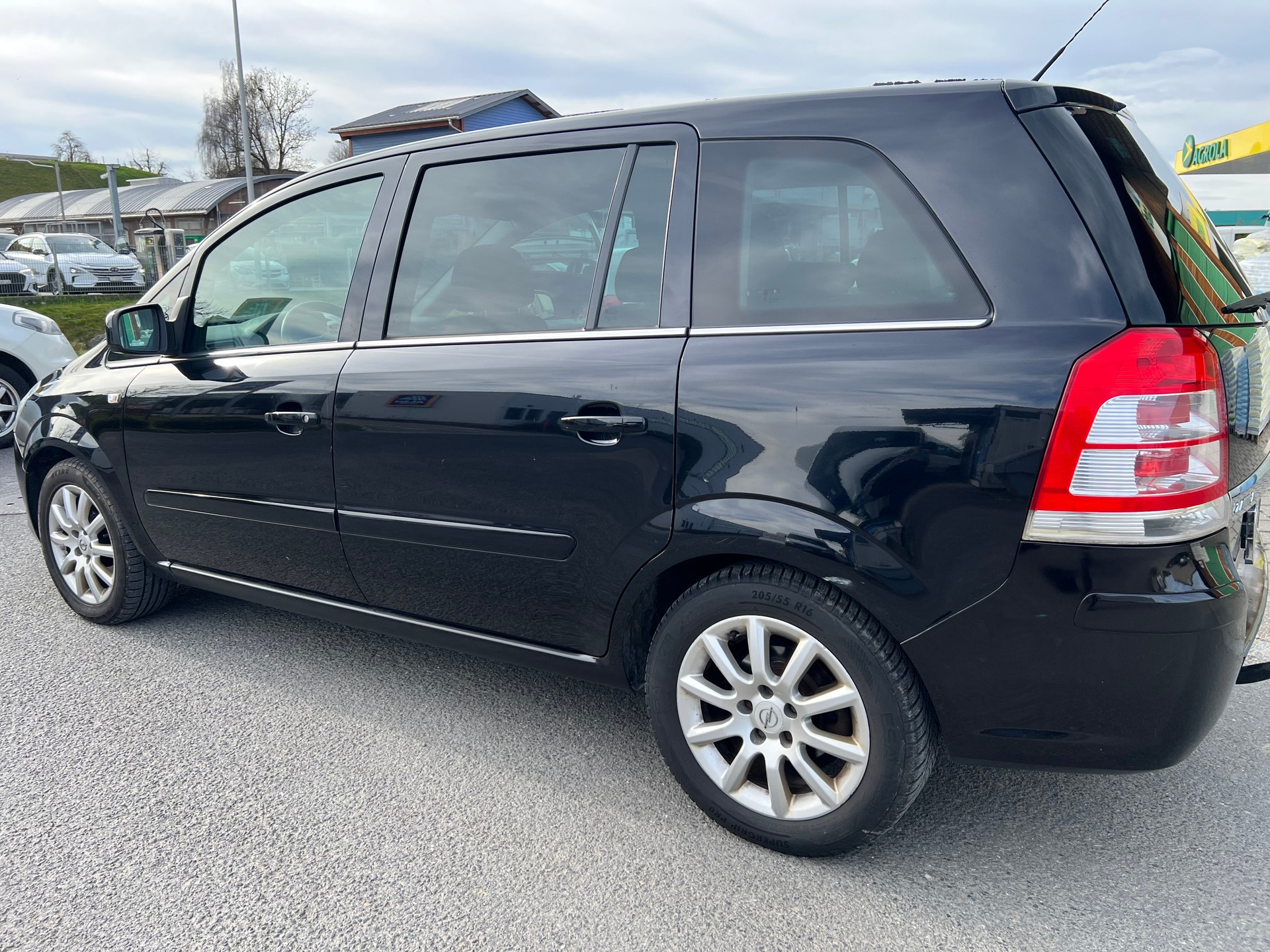 OPEL Zafira 1.7 CDTI Cosmo-image-3