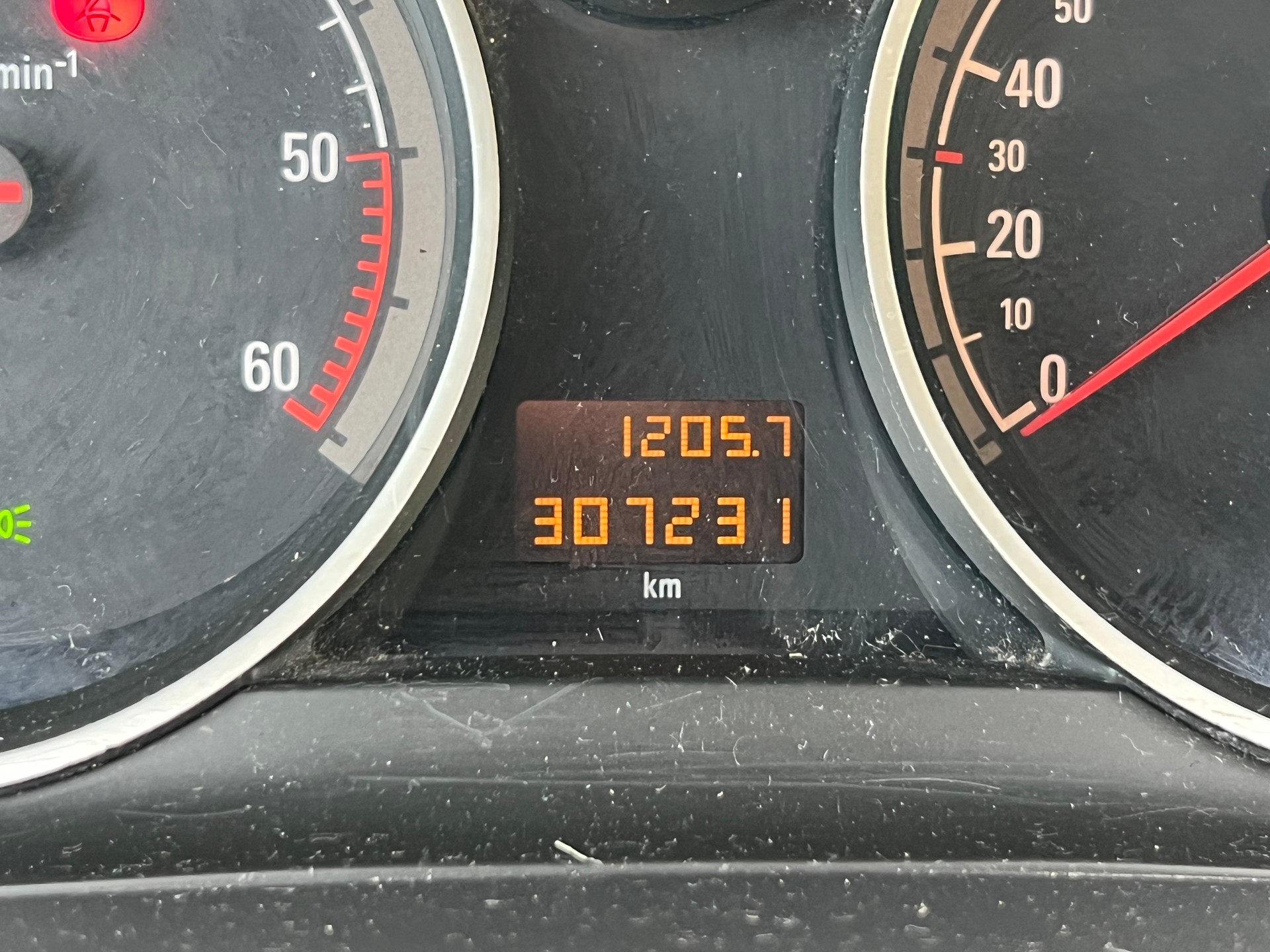 OPEL Zafira 1.7 CDTI Cosmo-image-15