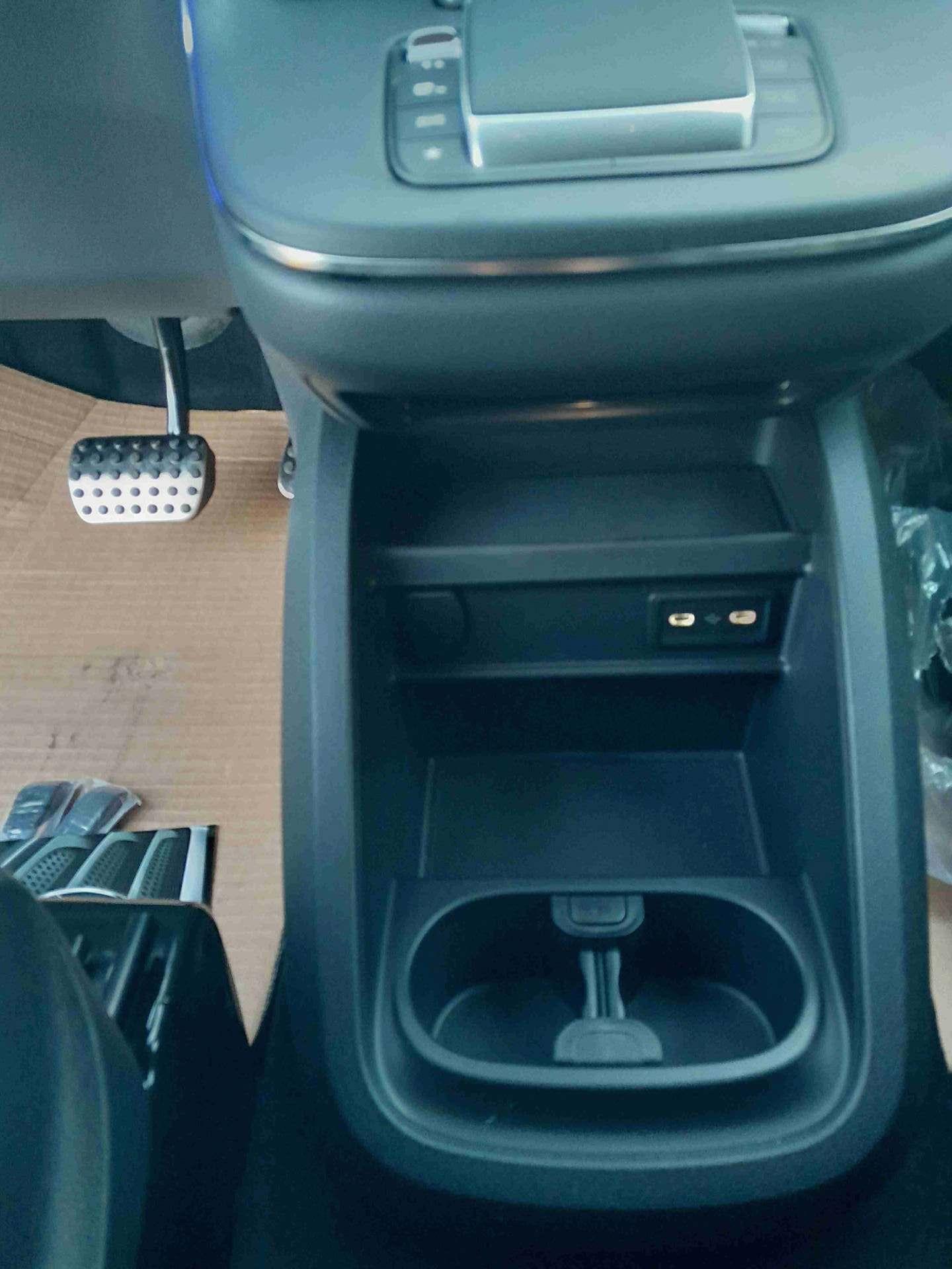MERCEDES-BENZ V 250d Trend L 4x4-image-13