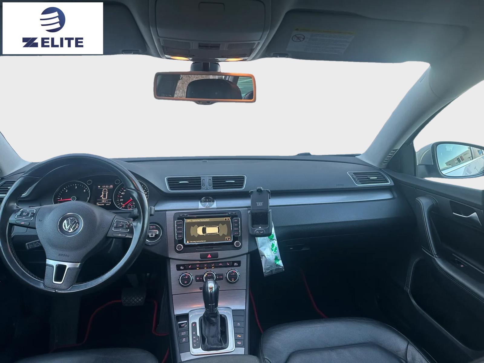 VW Passat Variant 2.0 BlueTDI R-Line Design DSG-image-4