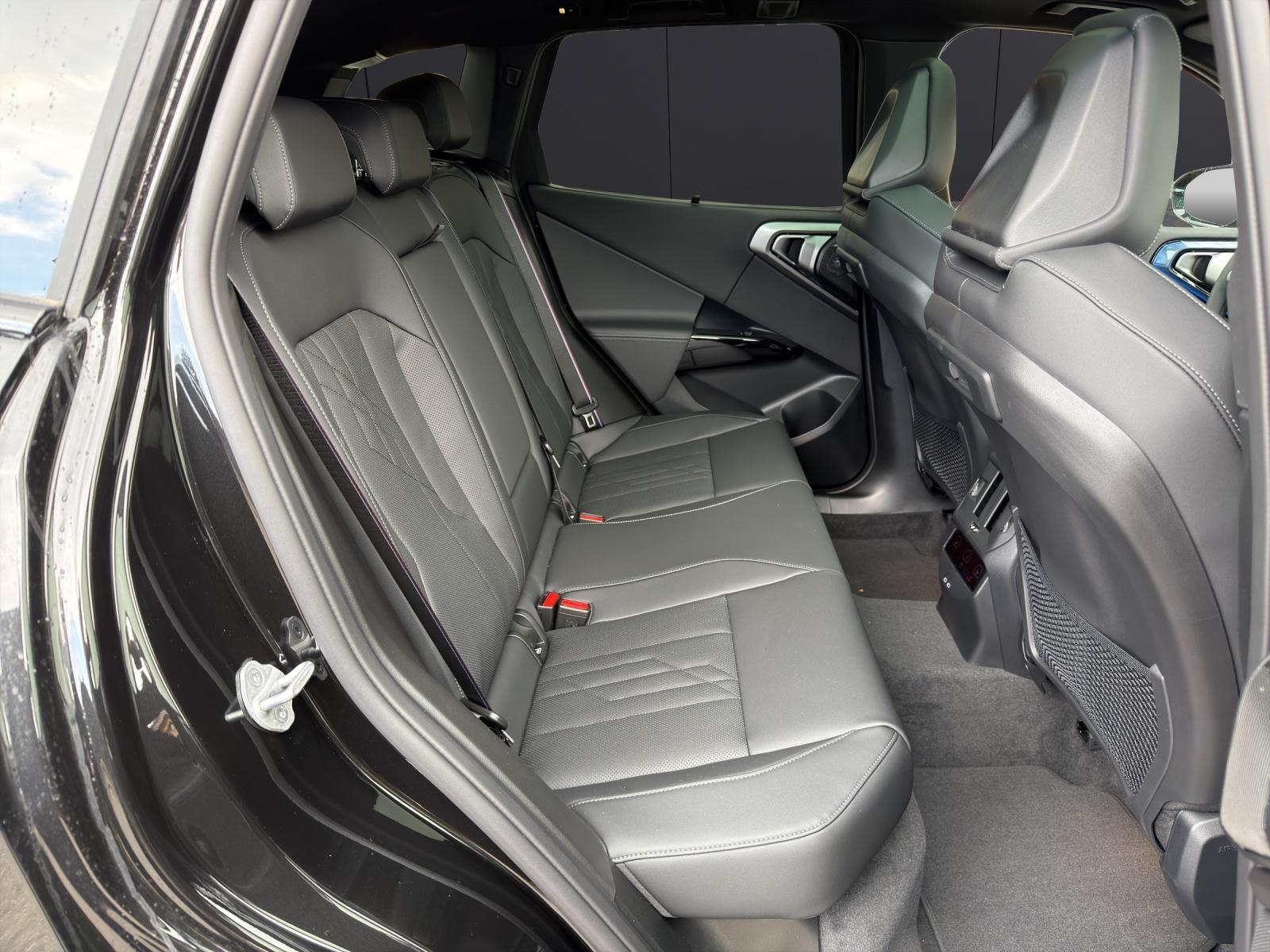 BMW X3 30e xDrive-image-13