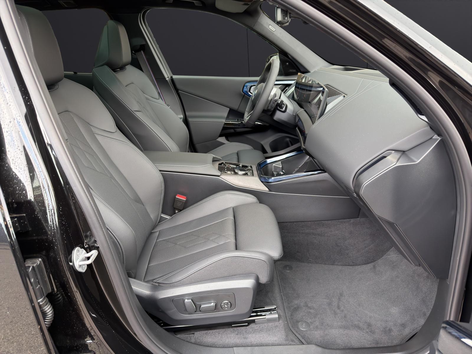 BMW X3 30e xDrive-image-18