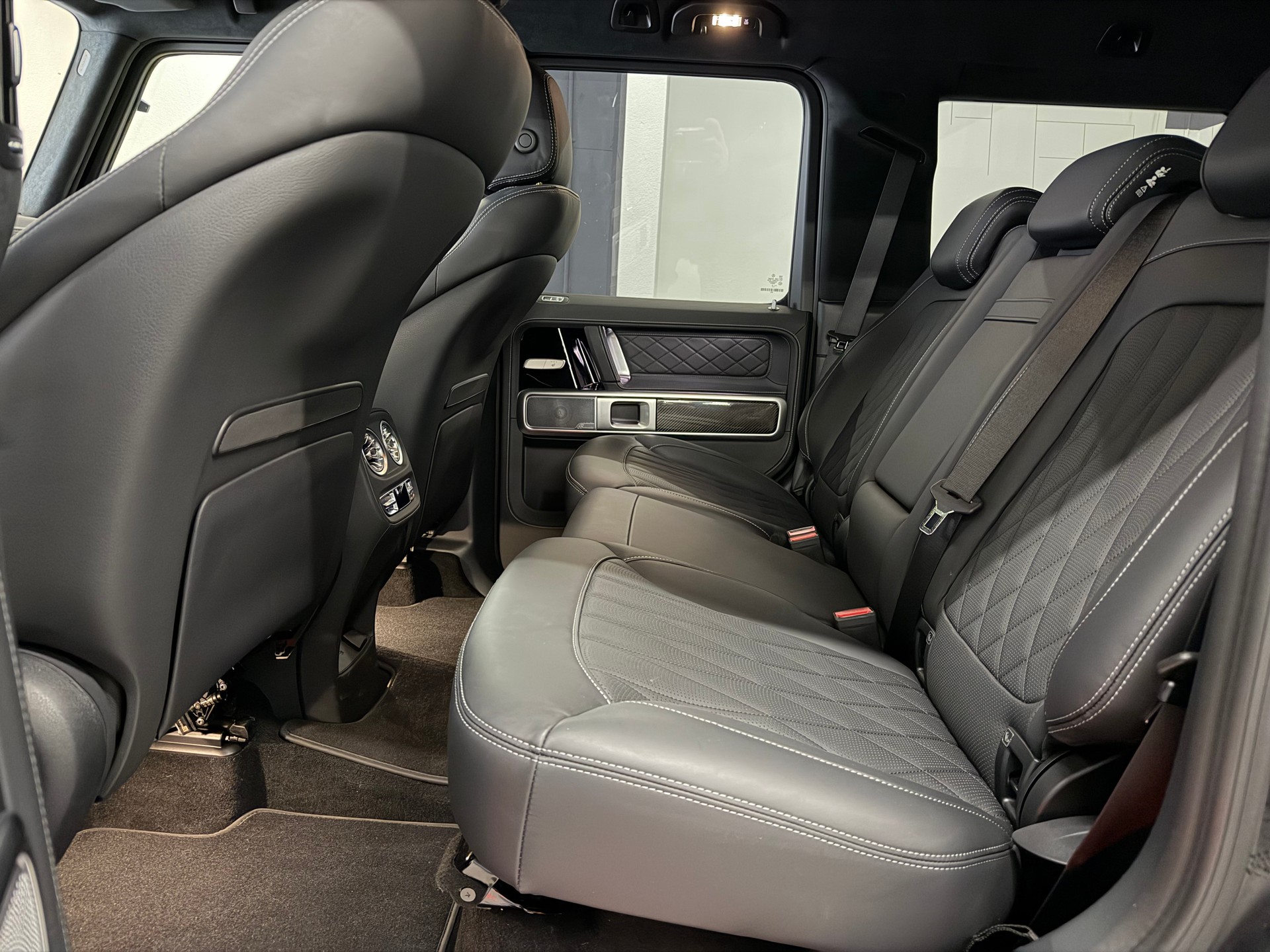 MERCEDES-BENZ G 63 AMG 9G-Tronic-image-26