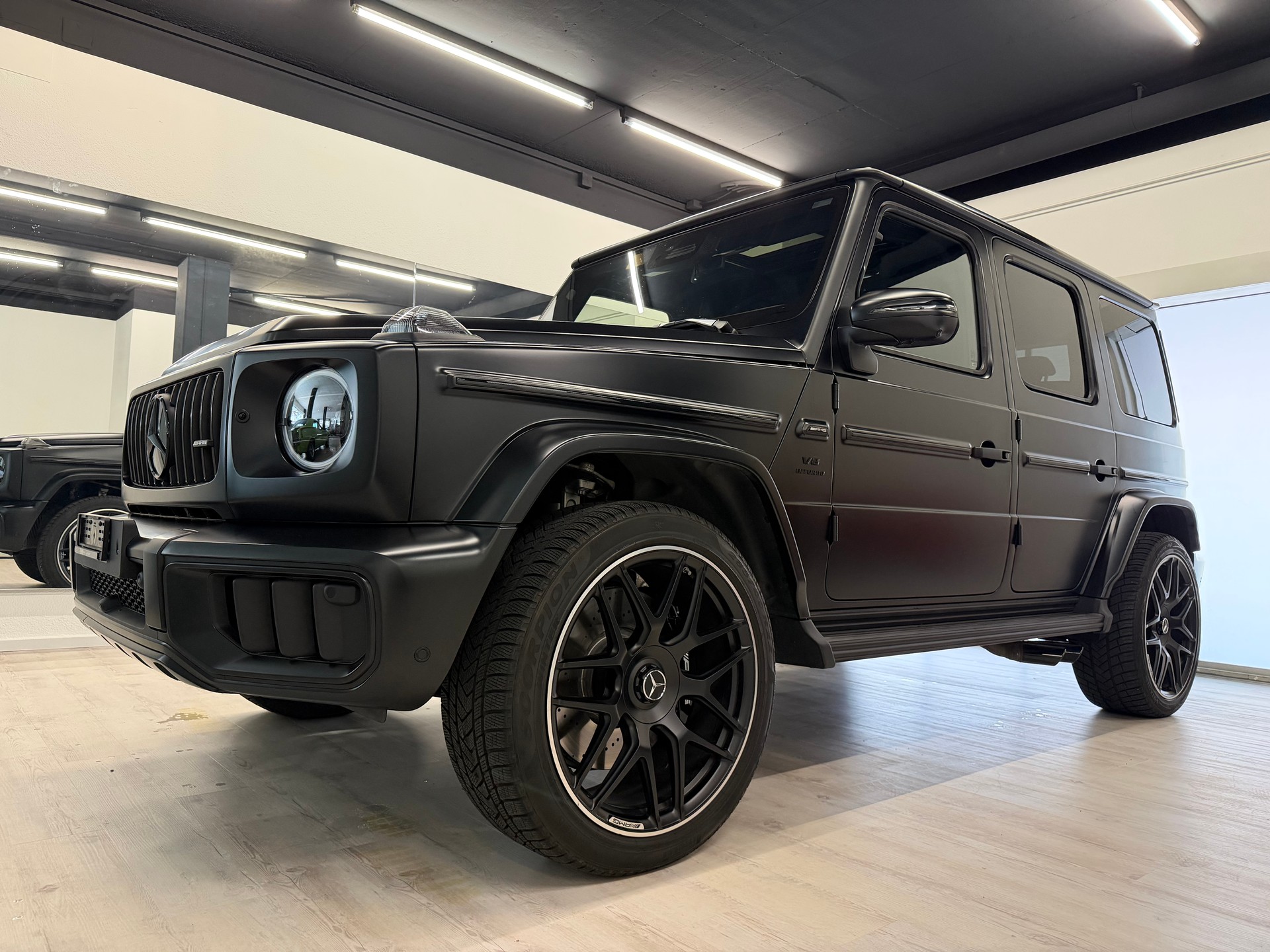 MERCEDES-BENZ G 63 AMG 9G-Tronic