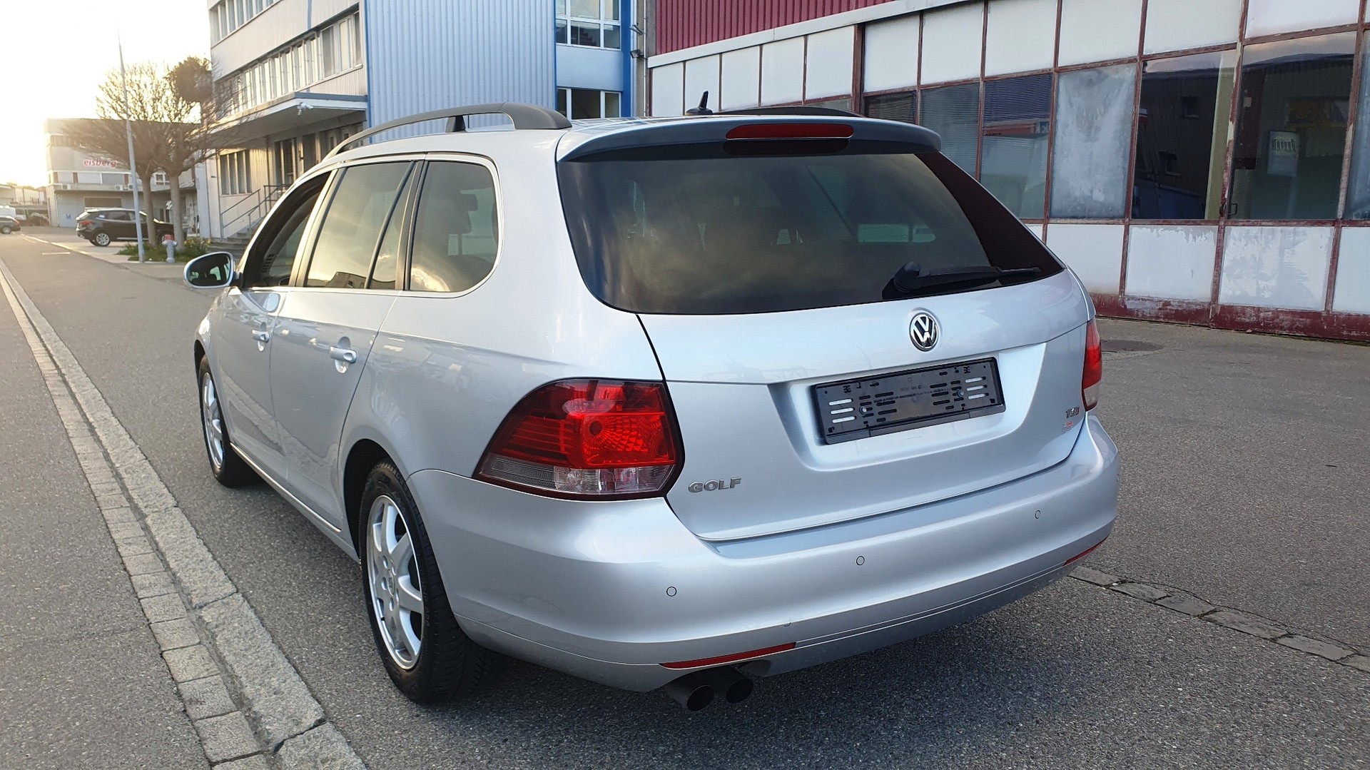 VW Golf Variant 1.4 TSI Comfortline DSG-image-7