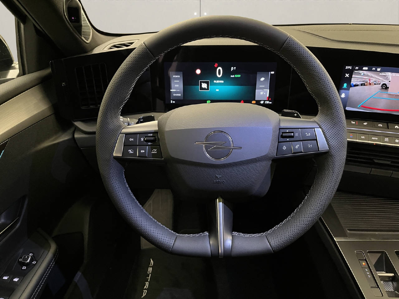 OPEL Astra-e Sports Tourer Ultimate-image-6
