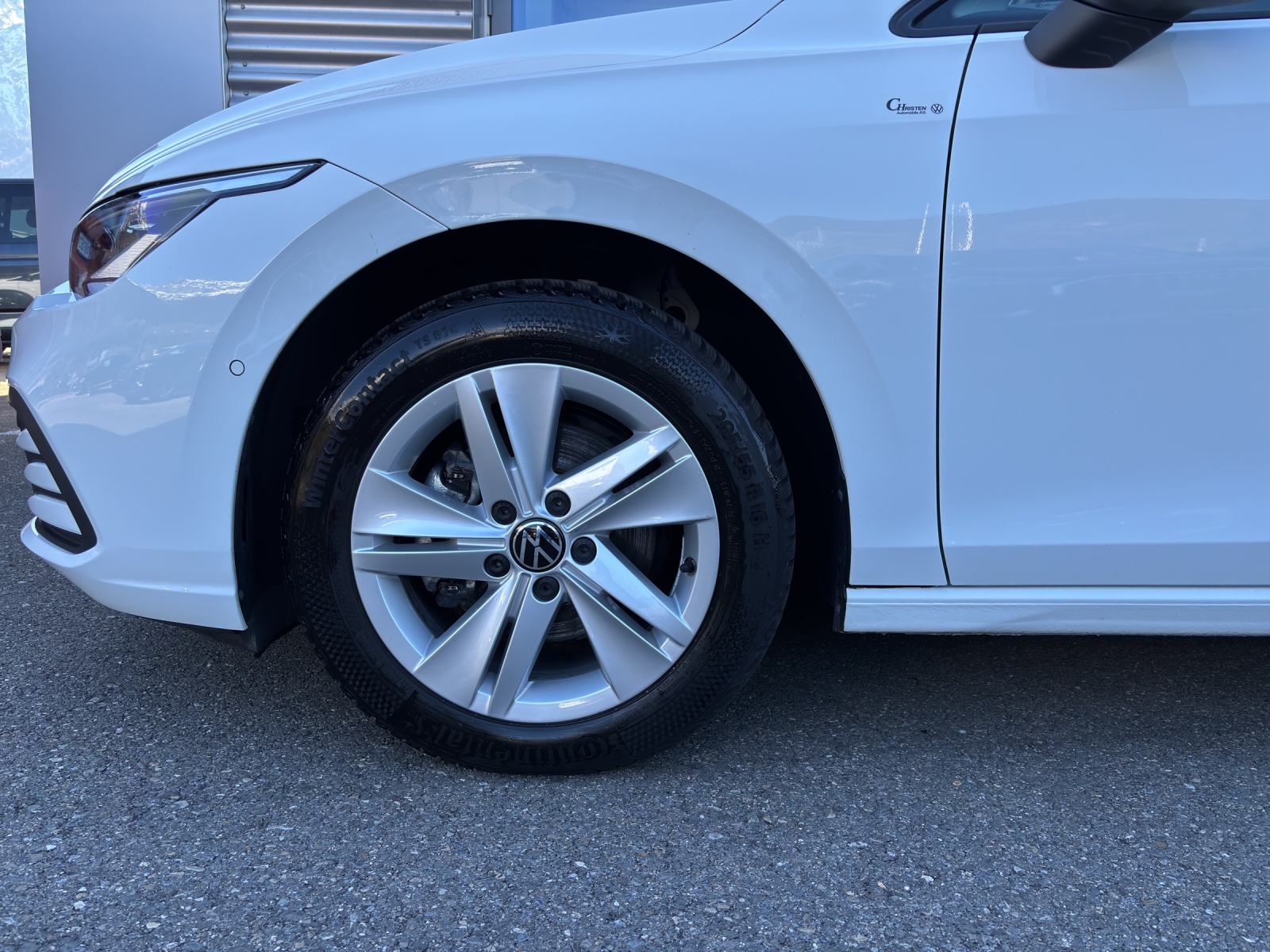 VW Golf Variant 1.0 eTSI mHEV Life DSG-image-16