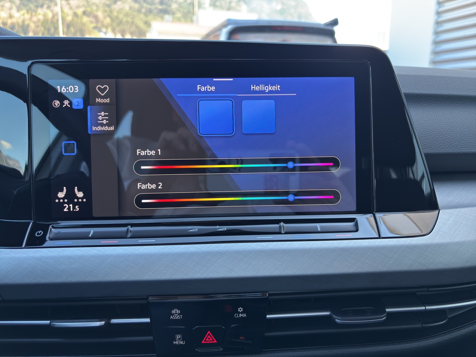 VW Golf Variant 1.0 eTSI mHEV Life DSG-image-14